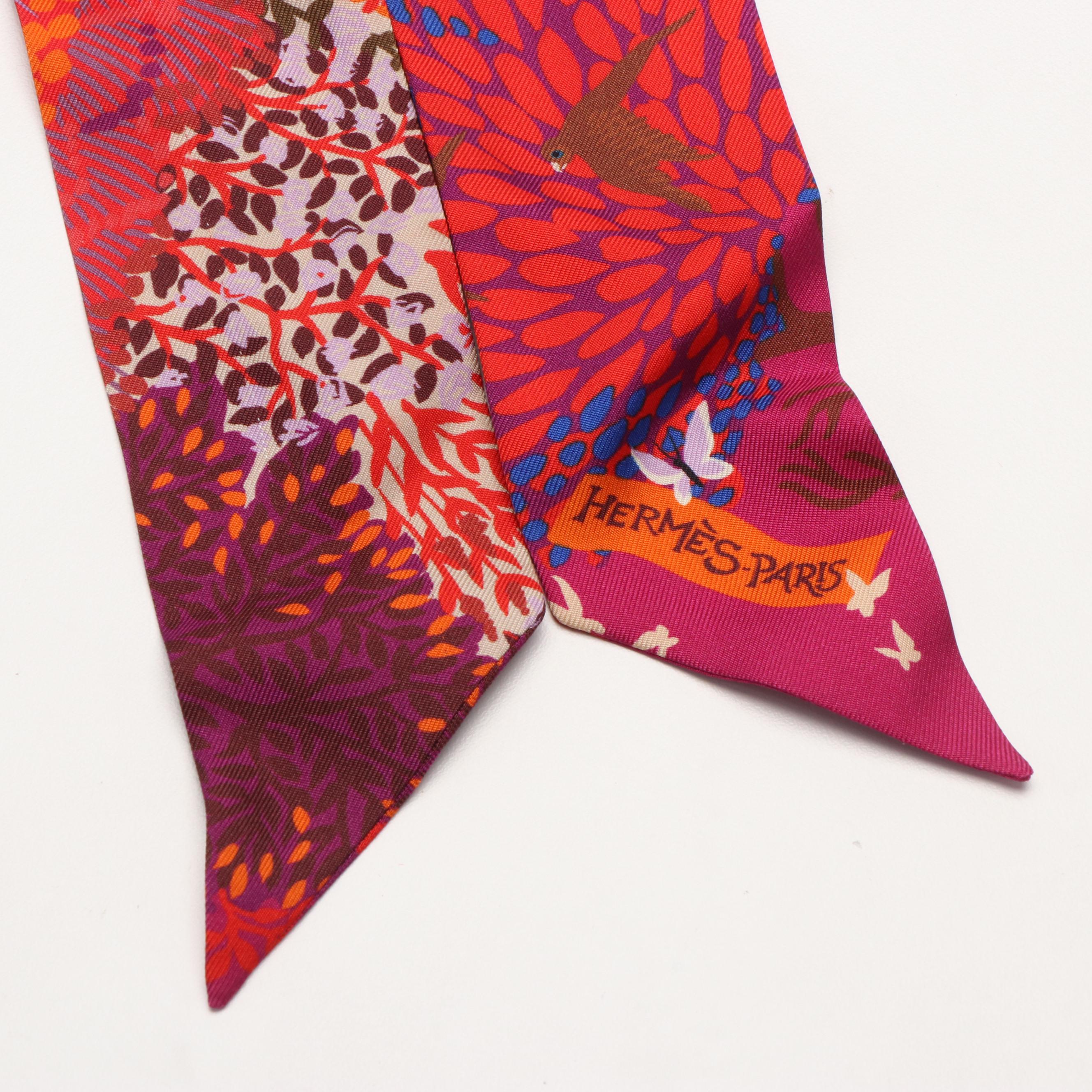 Hermès "Dans un Jardin Anglais" Silk Twilly Scarf with Box