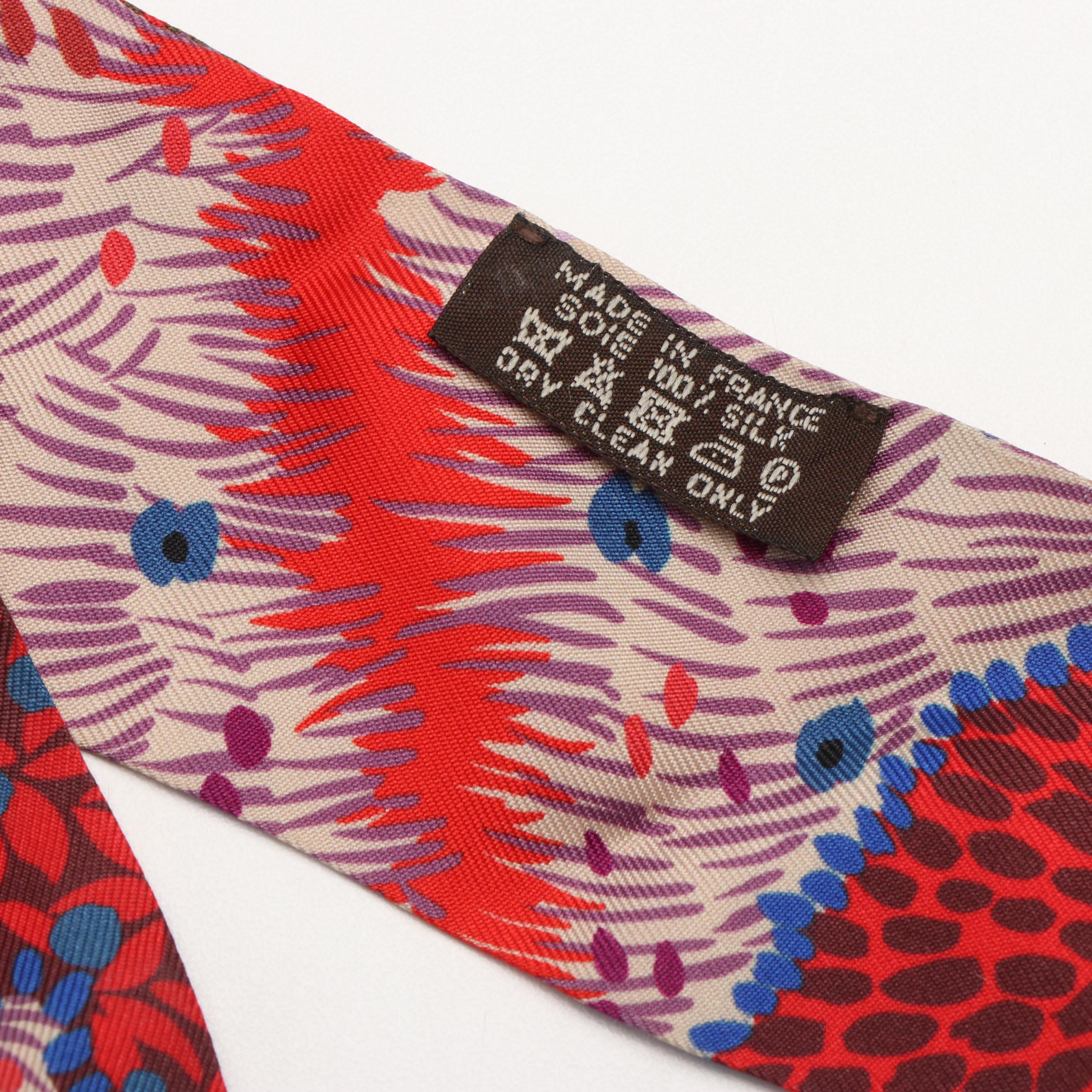 Hermès "Dans un Jardin Anglais" Silk Twilly Scarf with Box