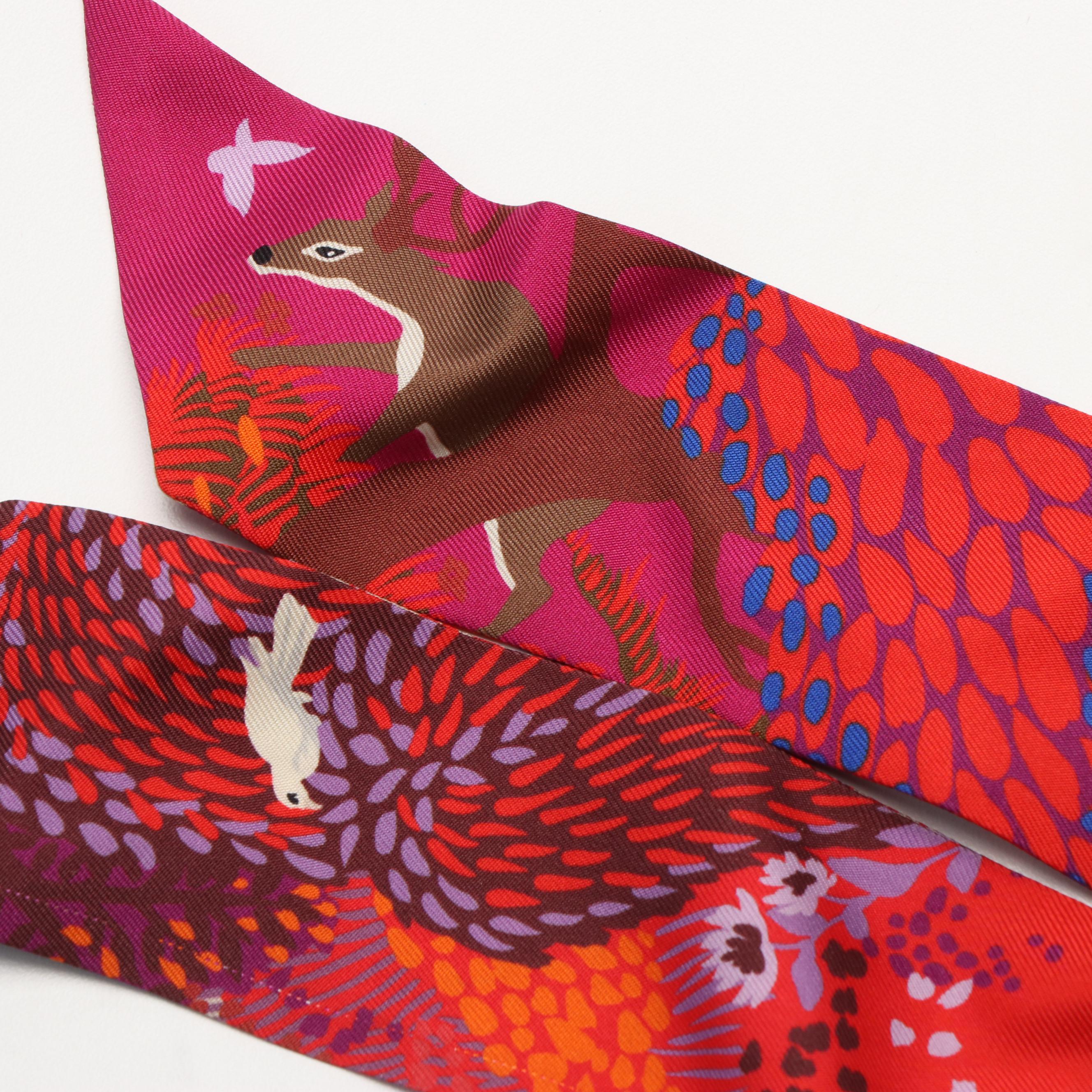 Hermès "Dans un Jardin Anglais" Silk Twilly Scarf with Box