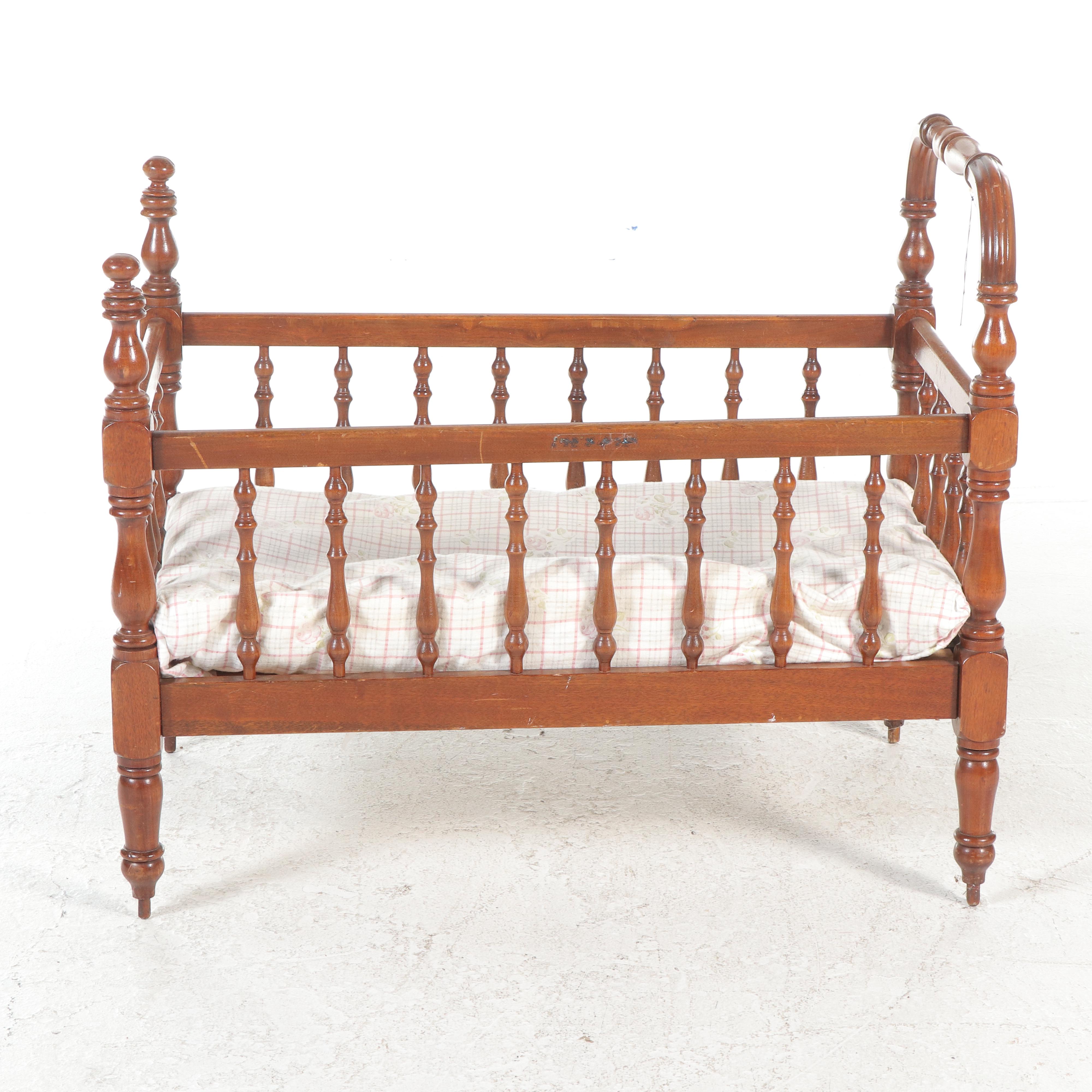 Jenny Lind Style Walnut Spindle Baby Bed, Late 19th/ Early 20th Century