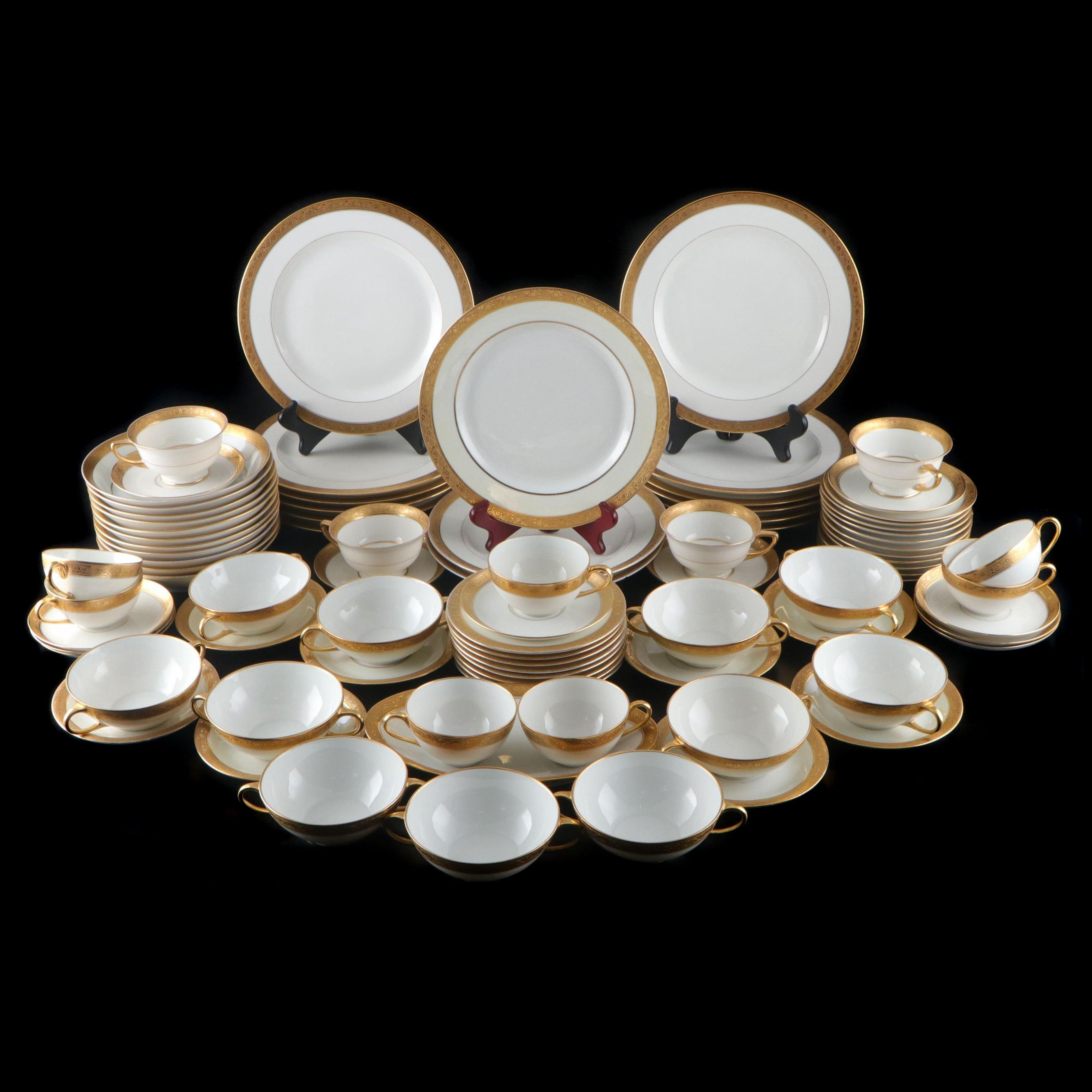 Theodore Haviland Plates with Other Porcelain Dinnerware, Early to Mid-20th C.