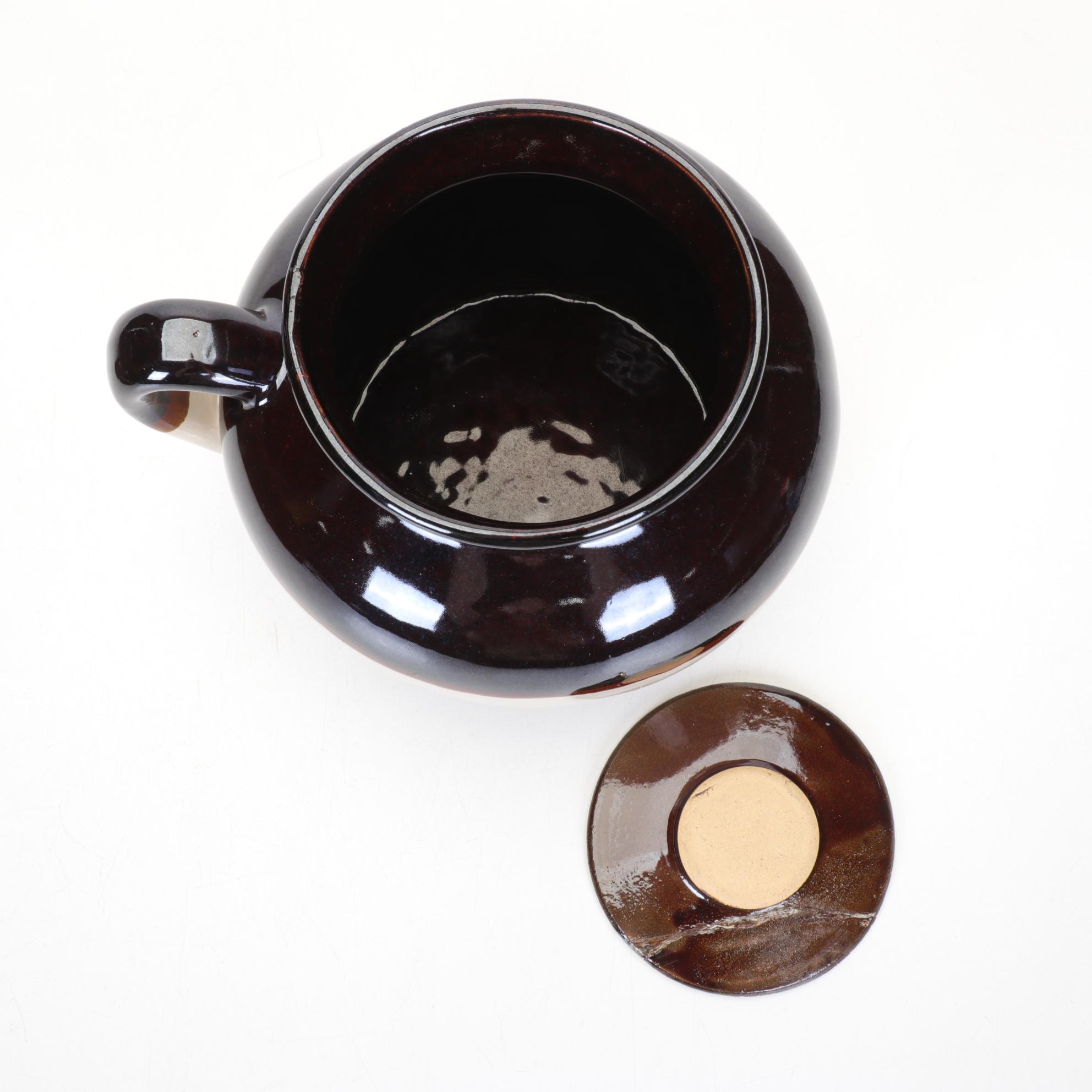 Durgin Park Market Bean Pot Crock and Western Cartridge Co. Wooden Box