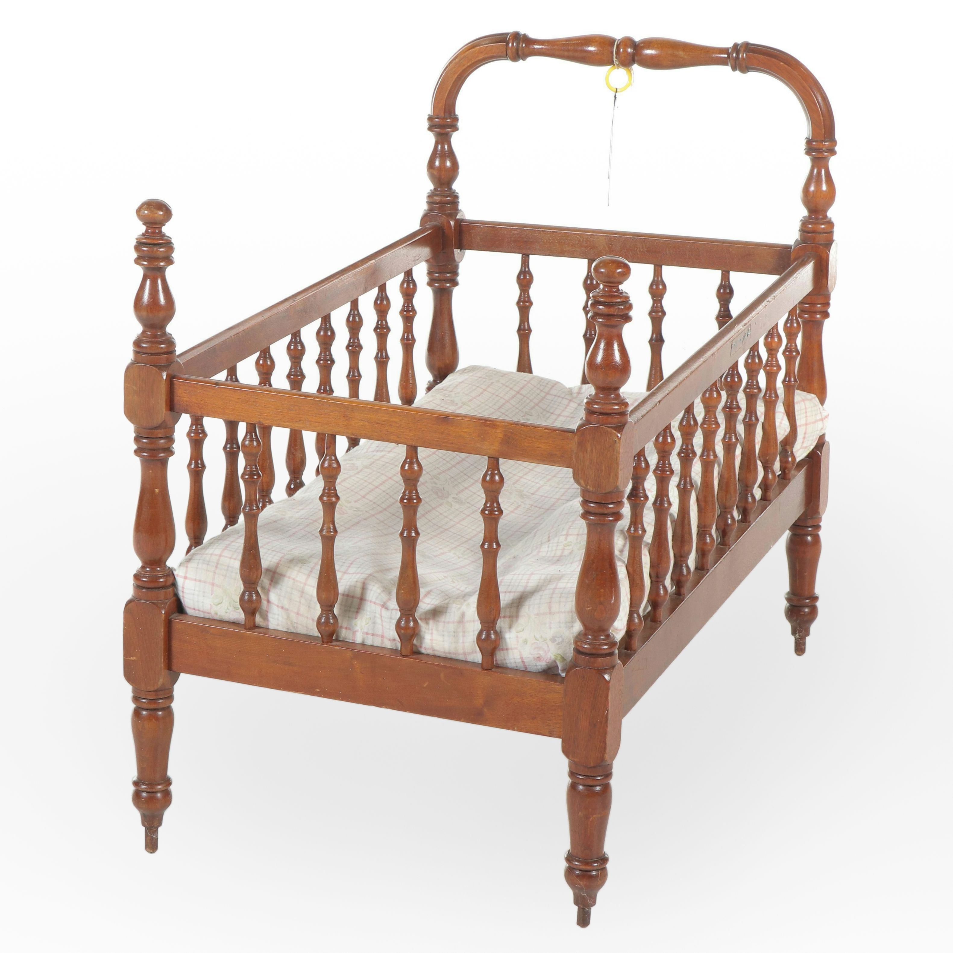 Jenny Lind Style Walnut Spindle Baby Bed, Late 19th/ Early 20th Century