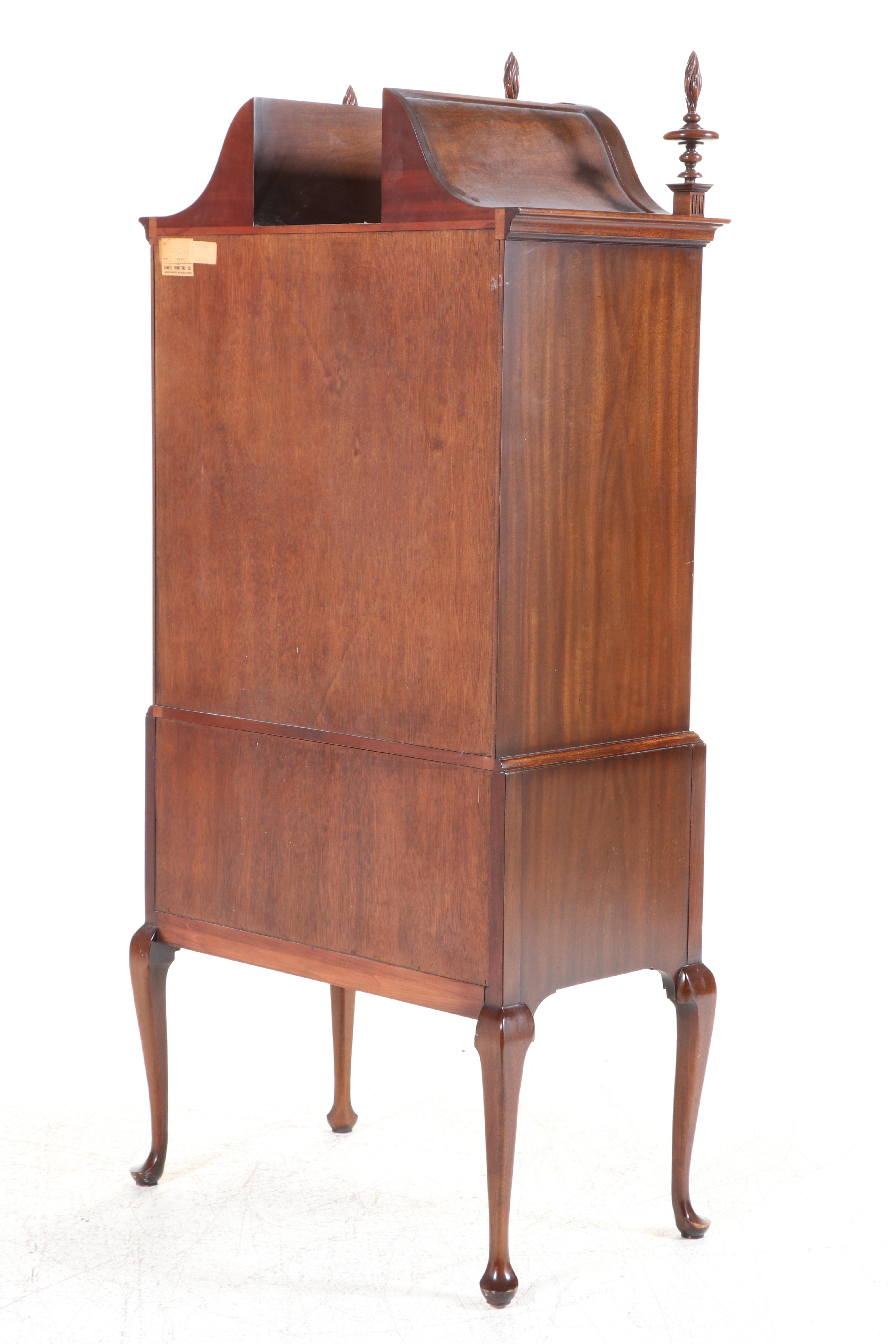 Kindel Queen Anne Style Mahogany Bonnet-Top Highboy, Late 20th Century