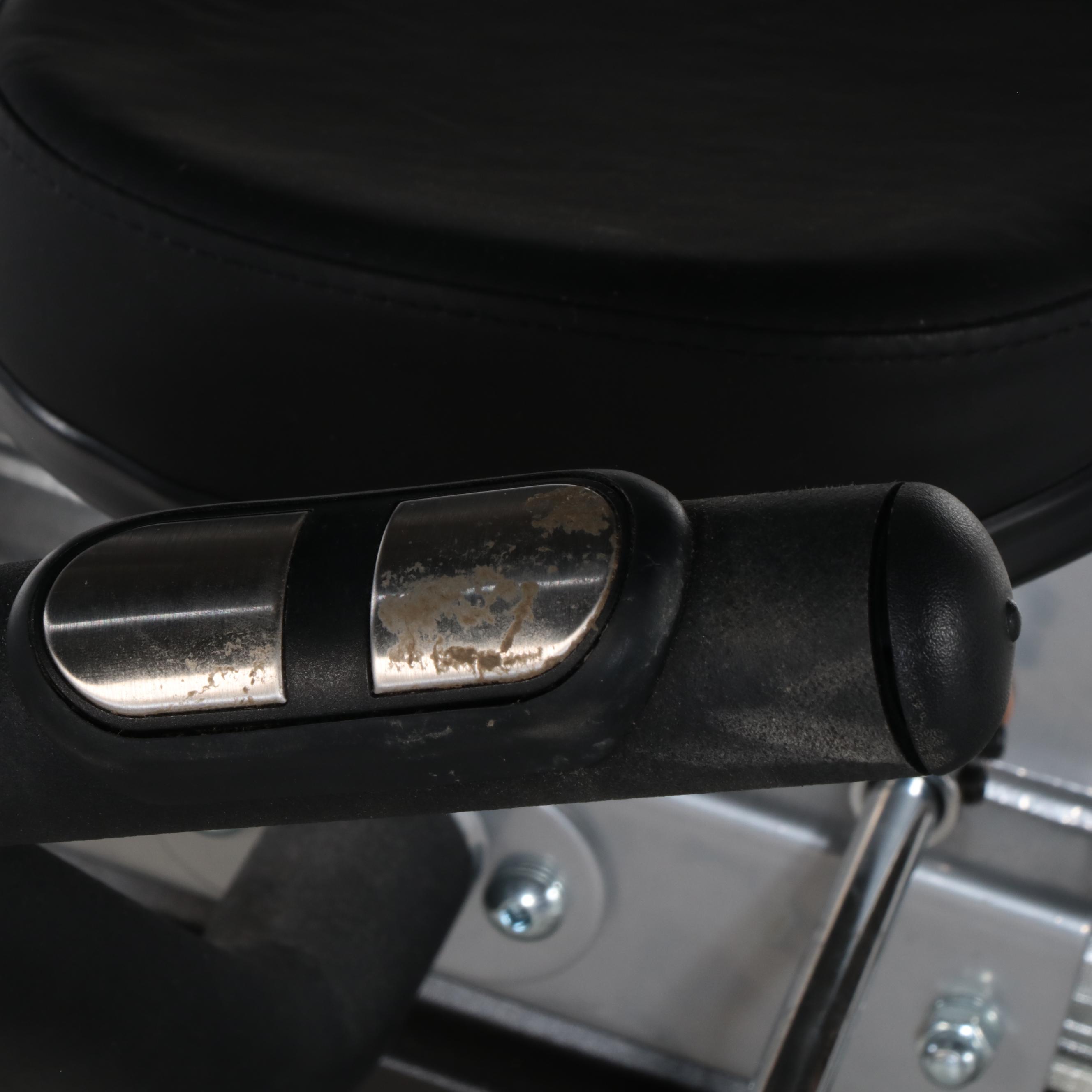 Bodycraft R25 Stationary Recumbent Exercise Bike