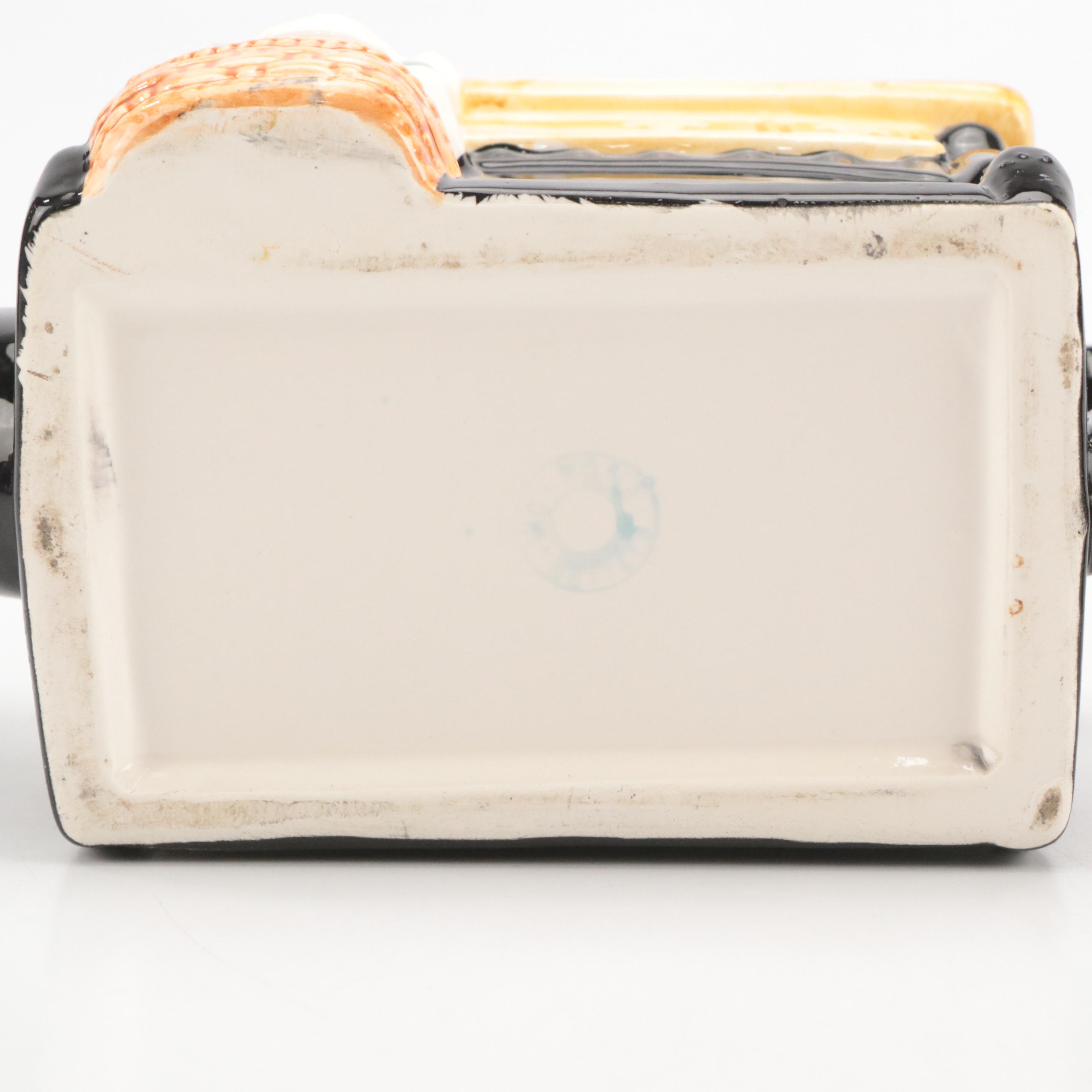 Warner Bros Loony Tunes Motif Ceramic Teapot and More Teapots