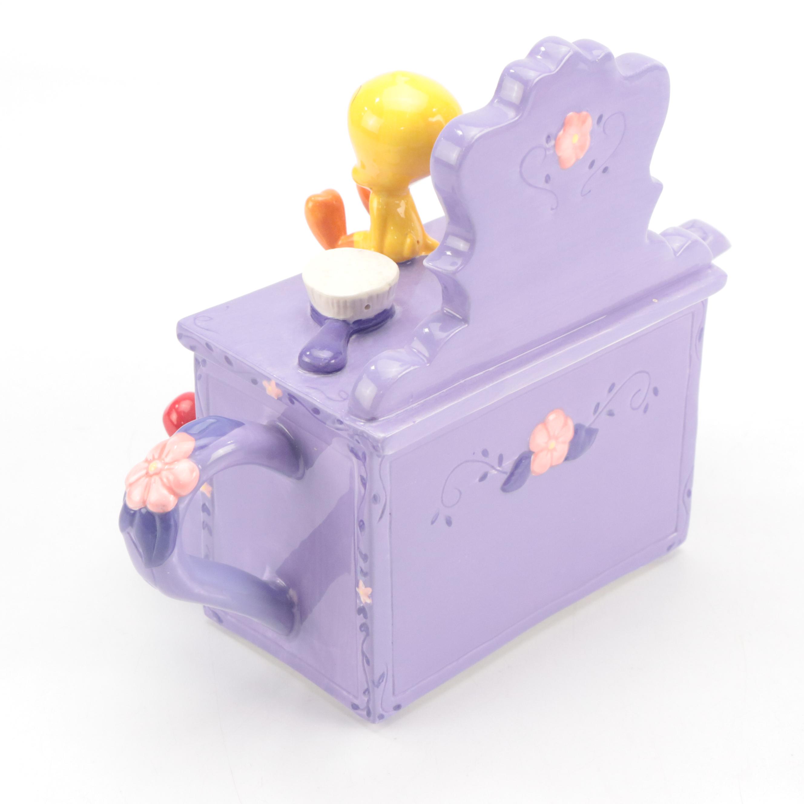 Warner Bros Loony Tunes Motif Ceramic Teapot and More Teapots