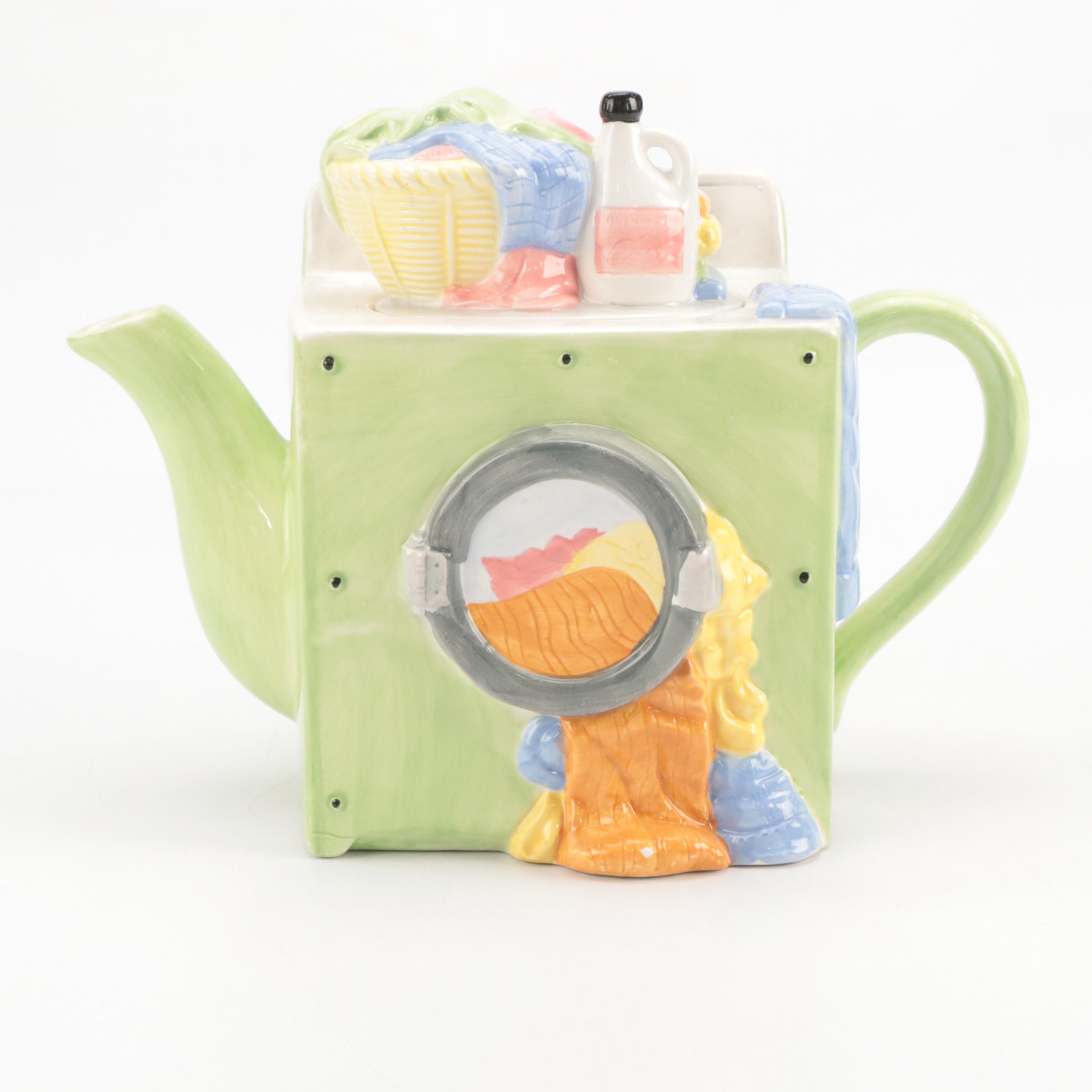 Warner Bros Loony Tunes Motif Ceramic Teapot and More Teapots