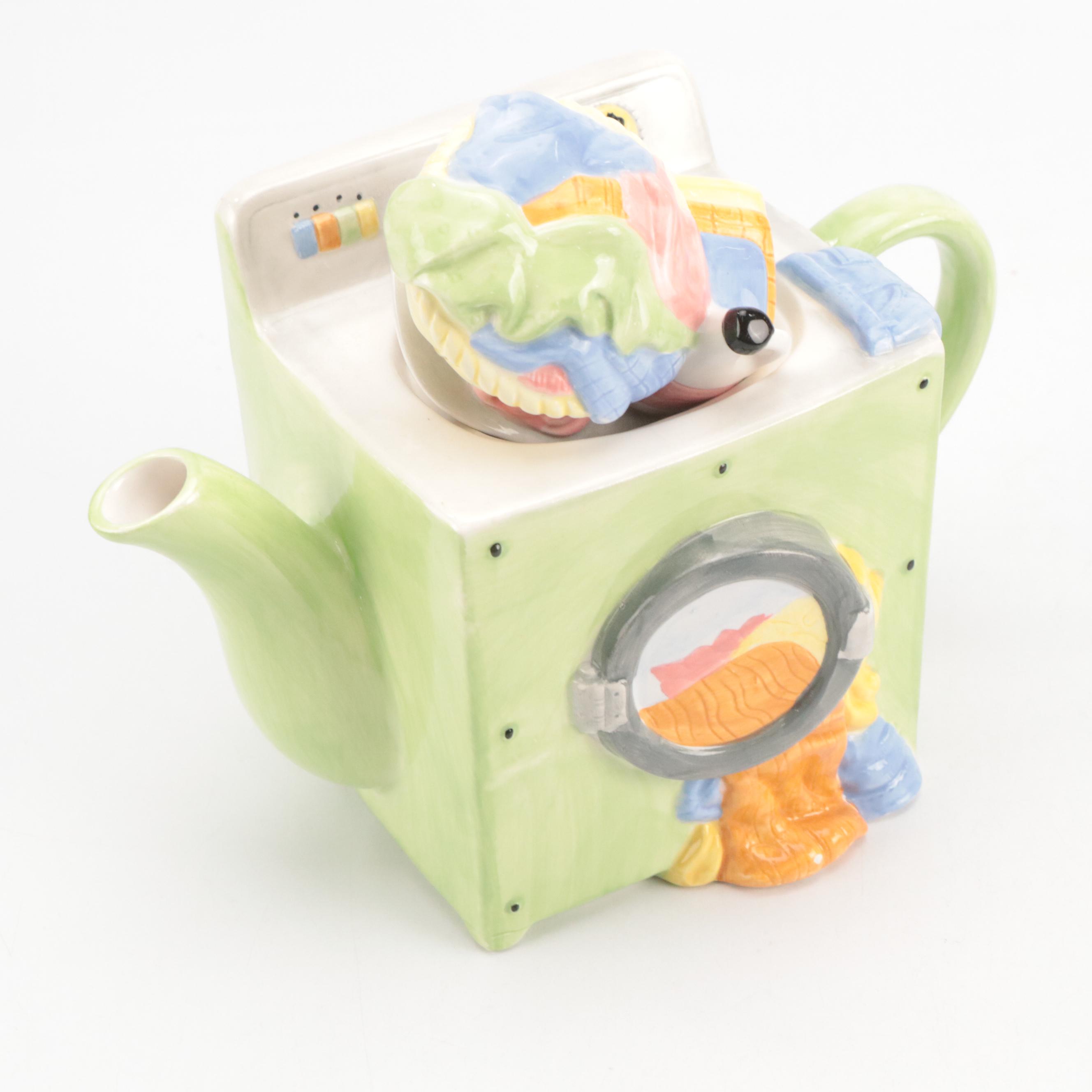 Warner Bros Loony Tunes Motif Ceramic Teapot and More Teapots