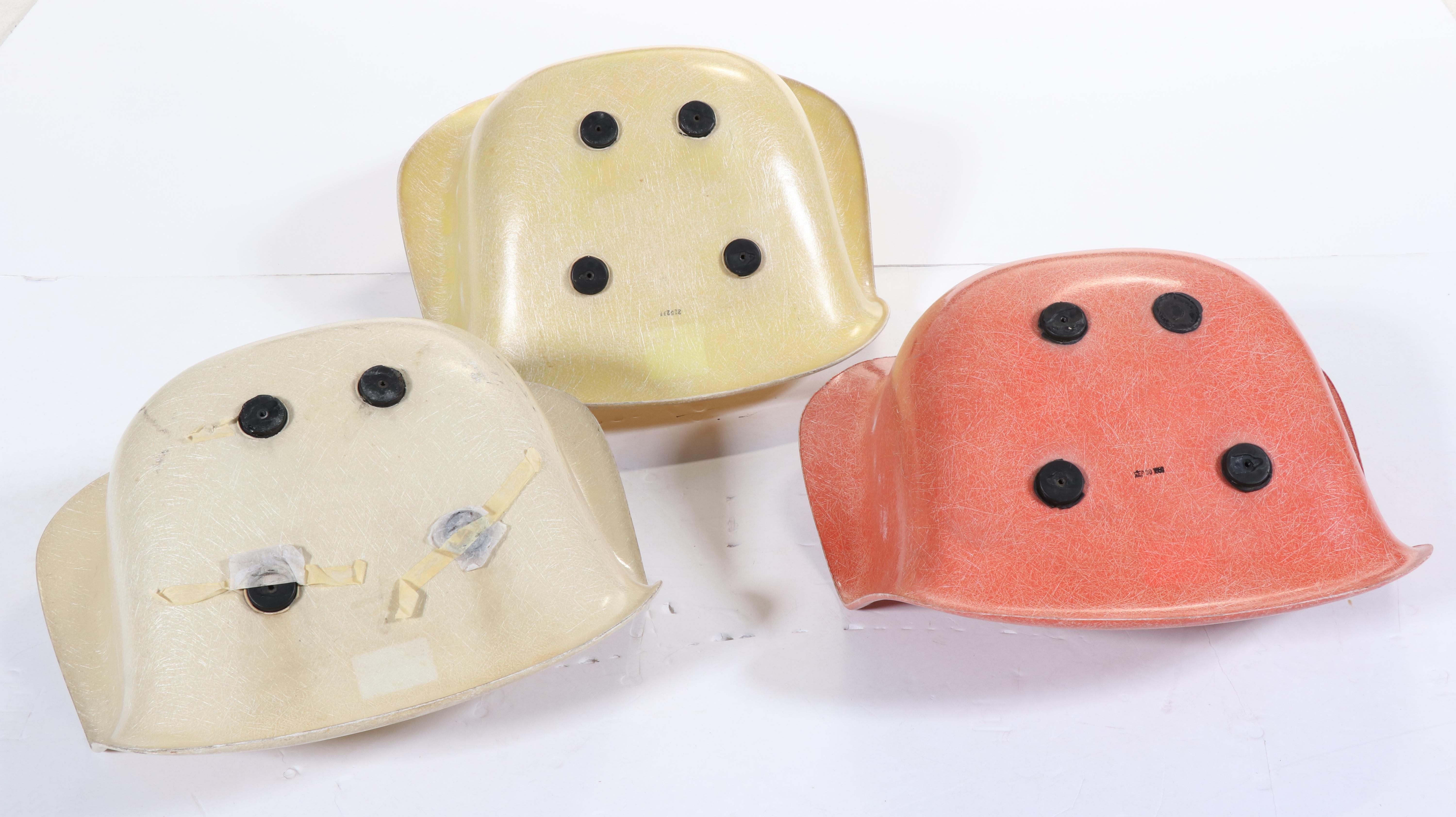 Herman Miller Eames Molded Fiberglass Shell Chairs, Mid-20th Century