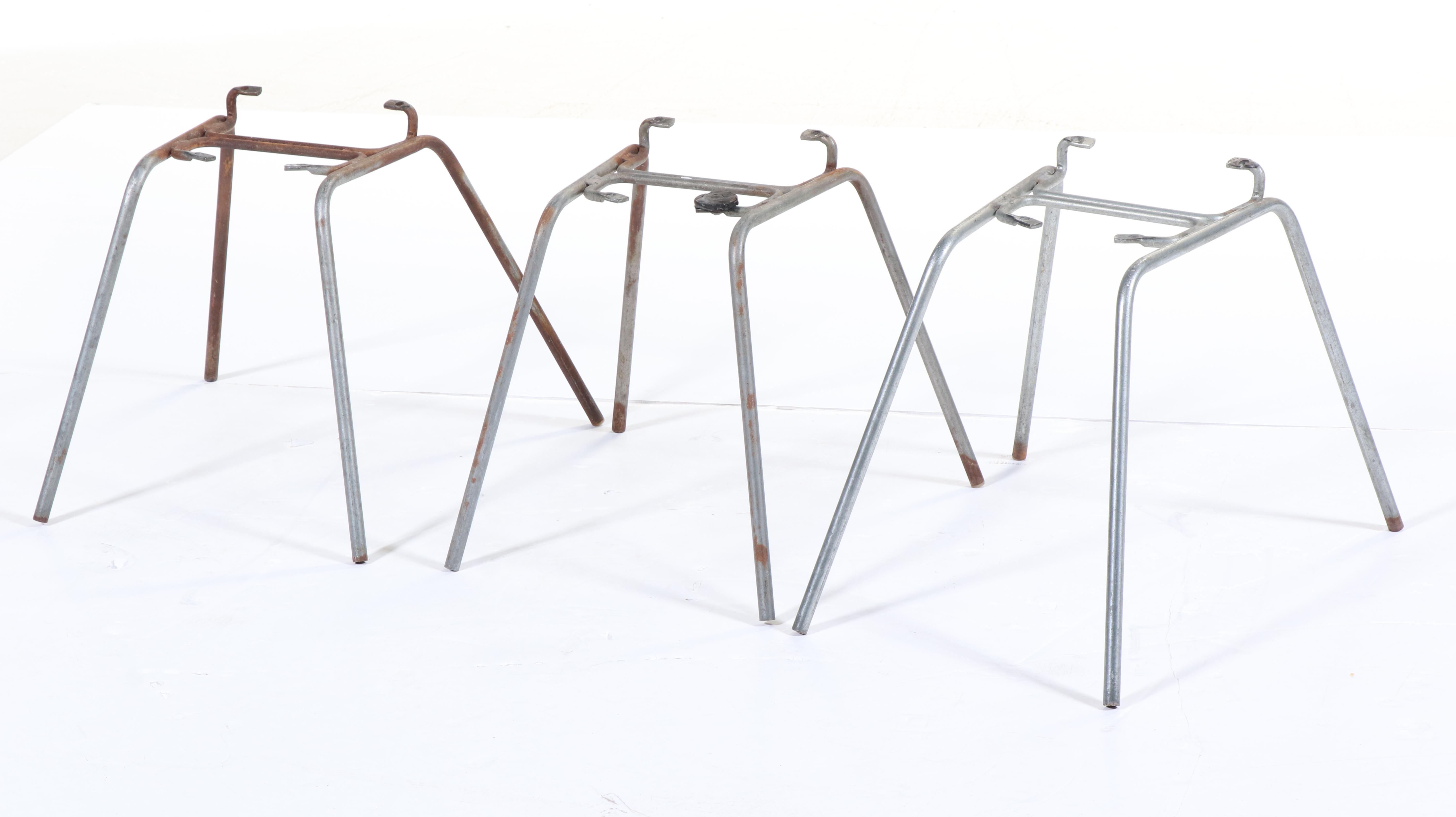 Herman Miller Eames Molded Fiberglass Shell Chairs, Mid-20th Century