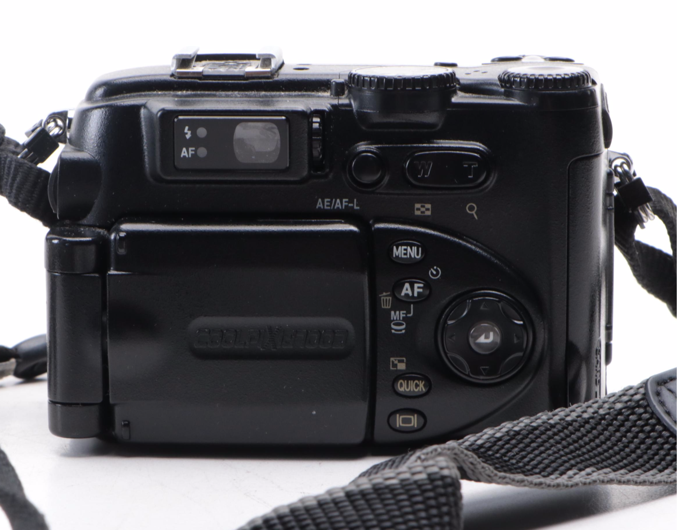 Nikon Coolpix 5400 Digital Camera with Manuals and Camera Bag