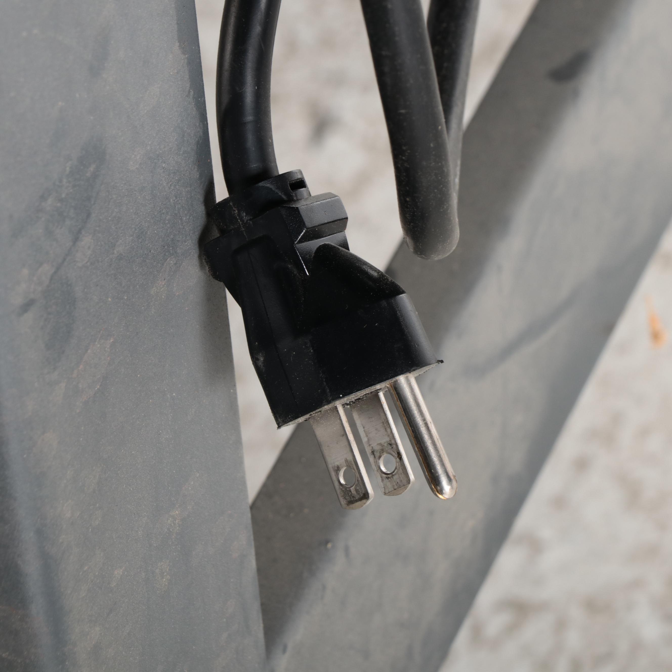 Craftsman 10" Table Saw with Stand