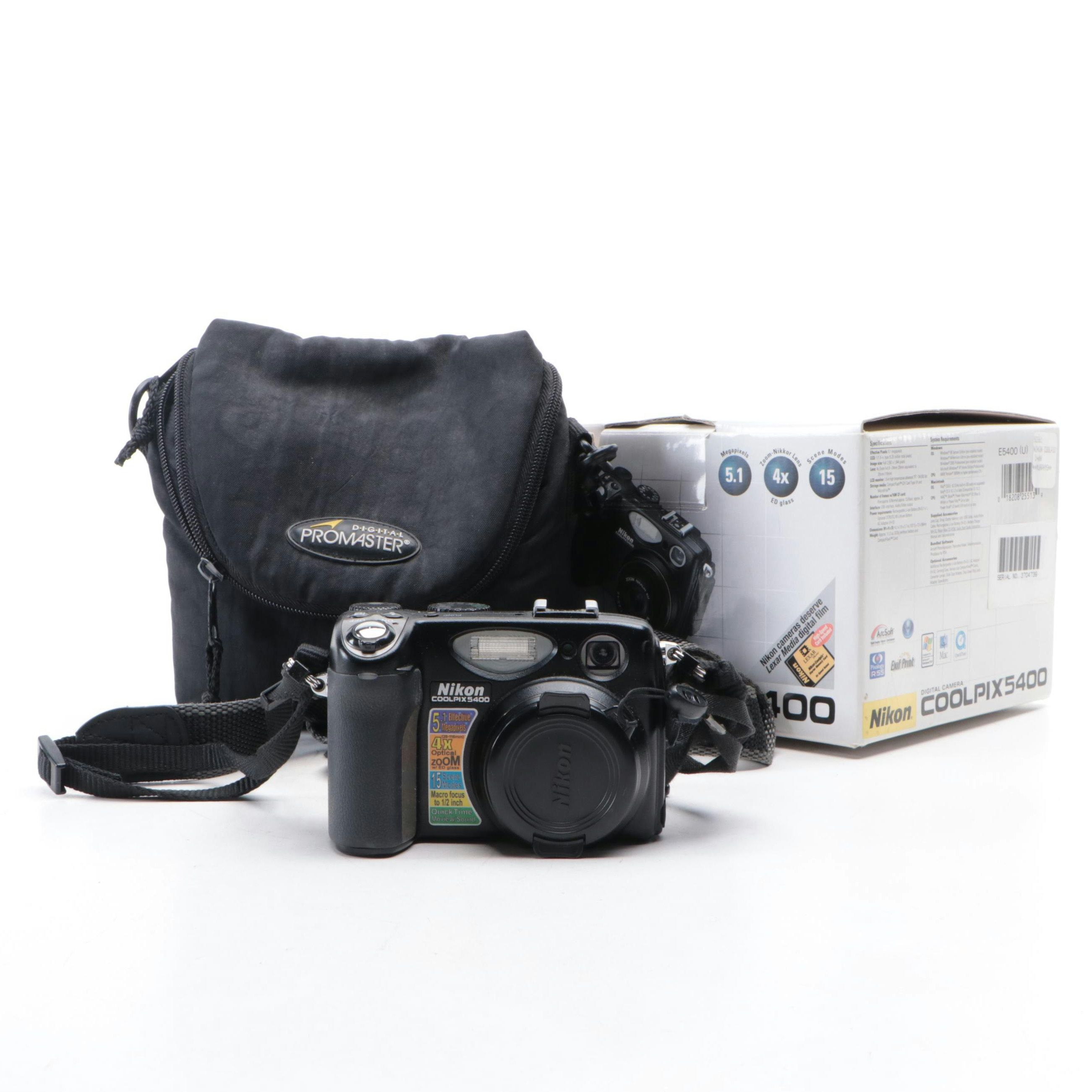 Nikon Coolpix 5400 Digital Camera with Manuals and Camera Bag