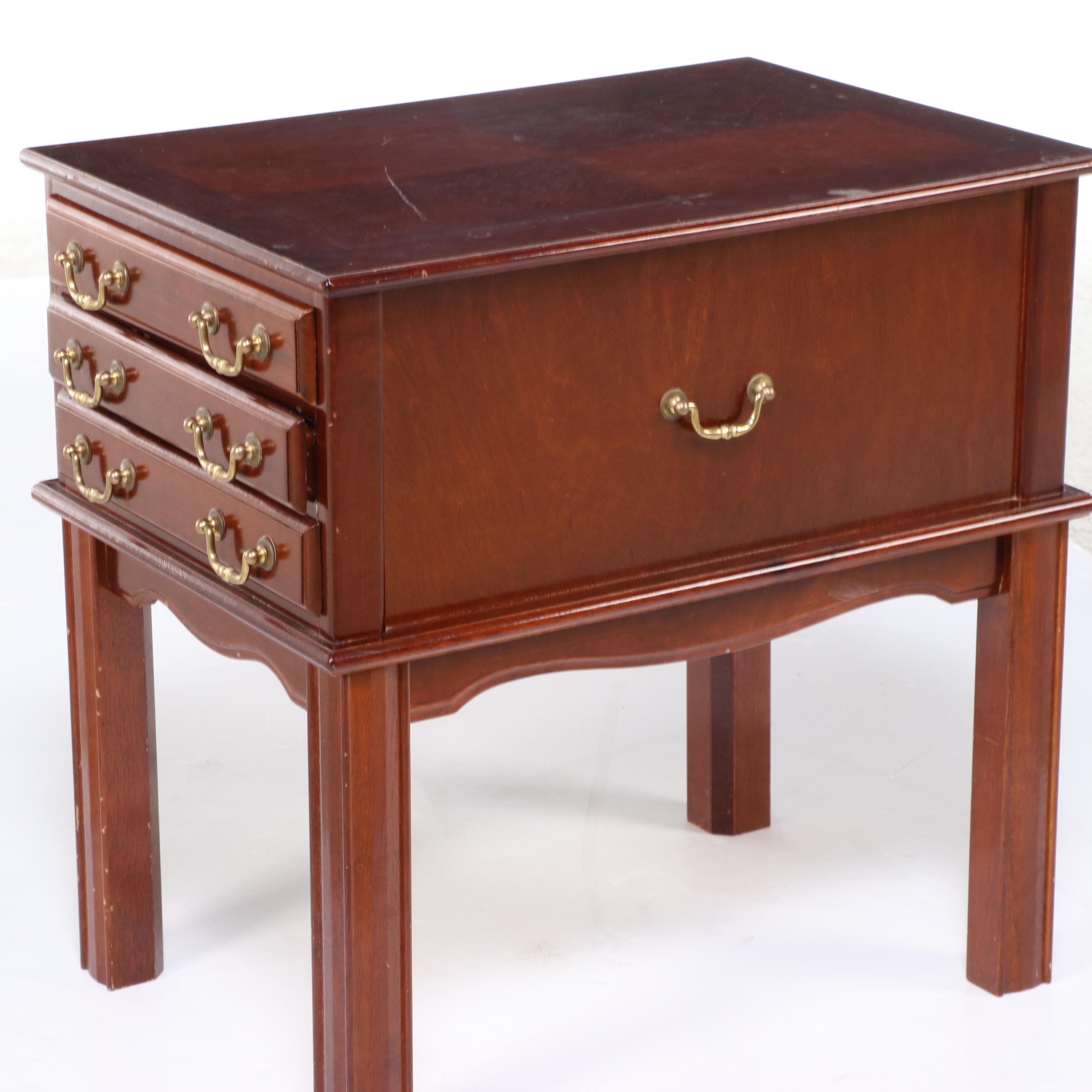 Chippendale Style Mahogany-Stained Side Table with Three Folding Tray Tables