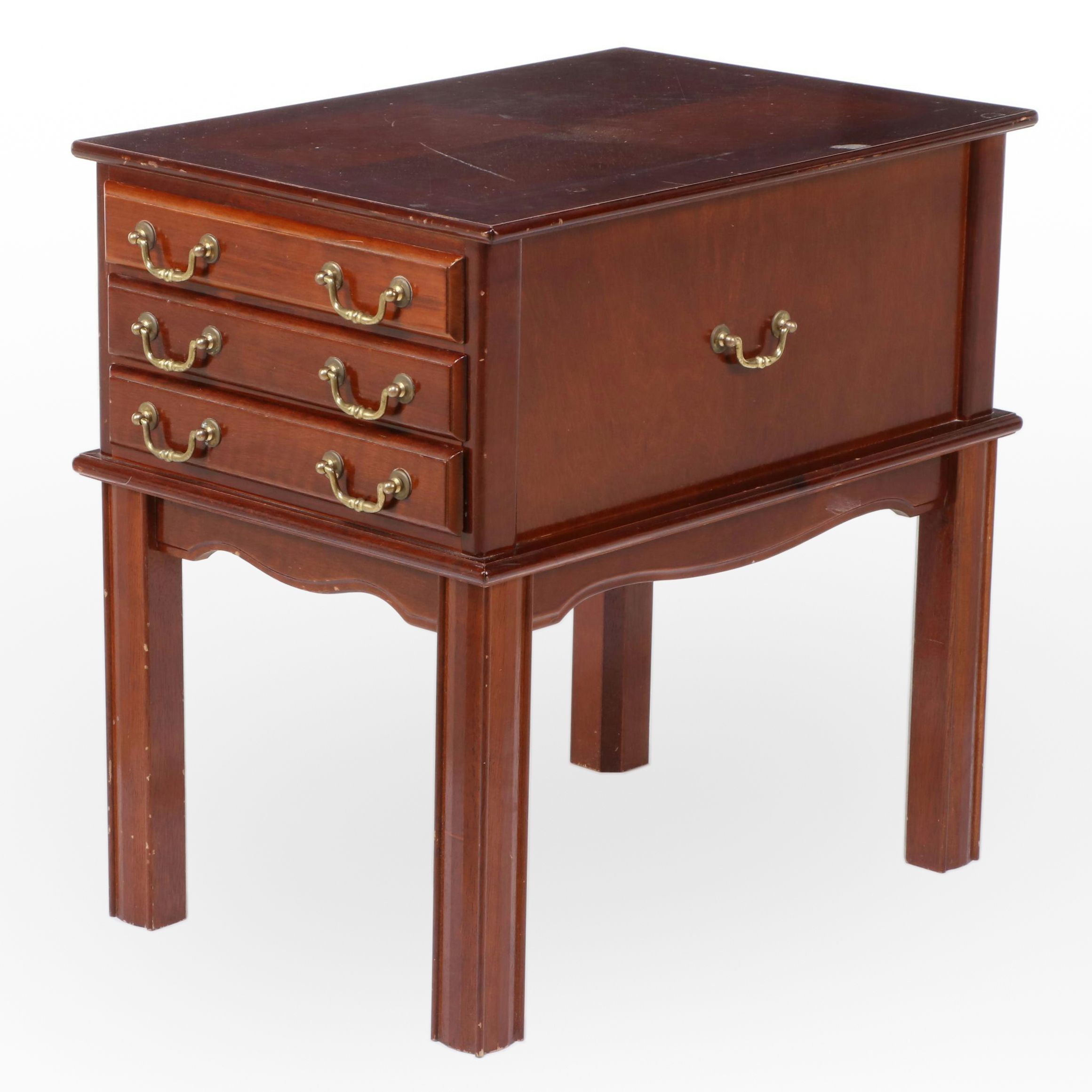 Chippendale Style Mahogany-Stained Side Table with Three Folding Tray Tables