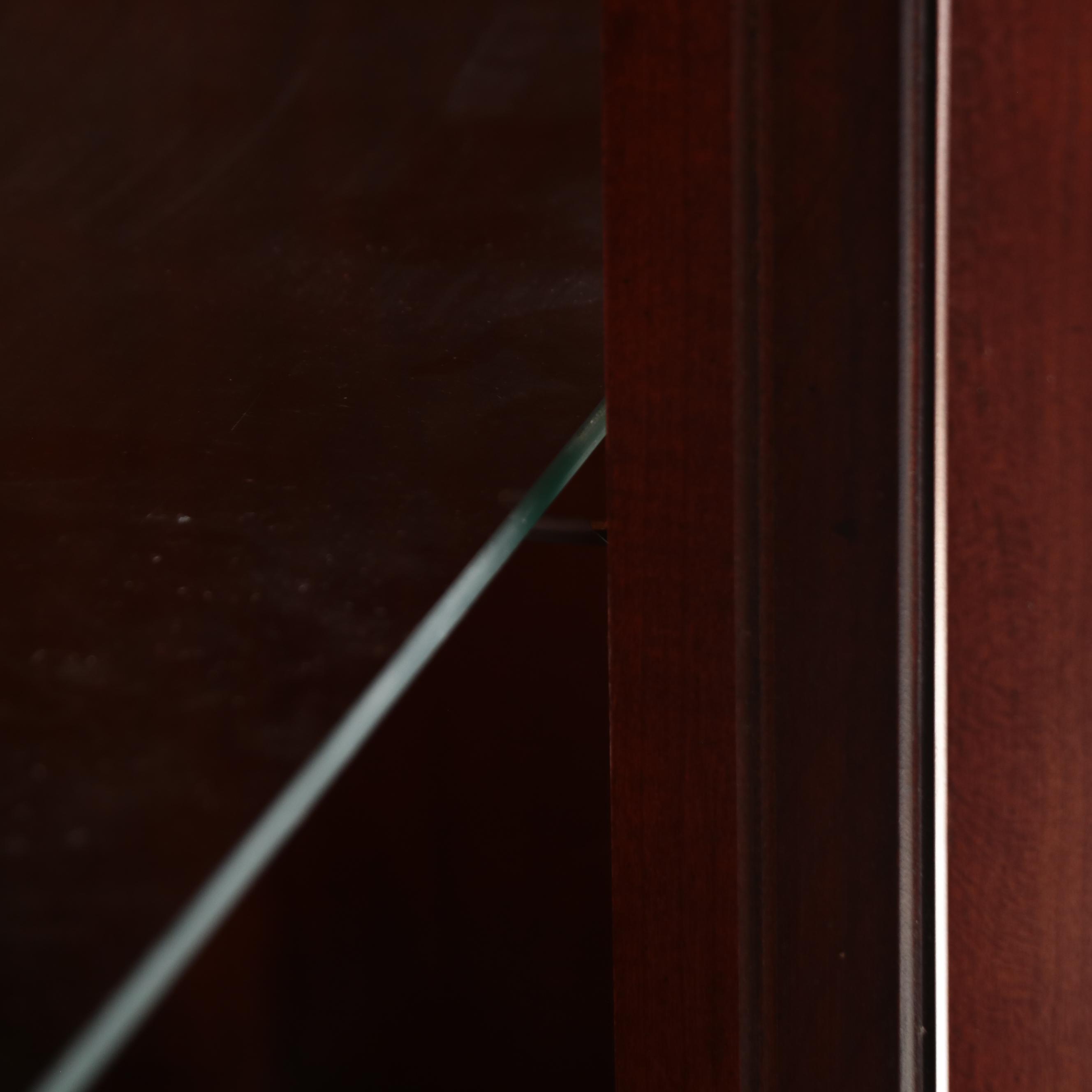 Thomasville American Colonial Style Cherrywood China Cabinet