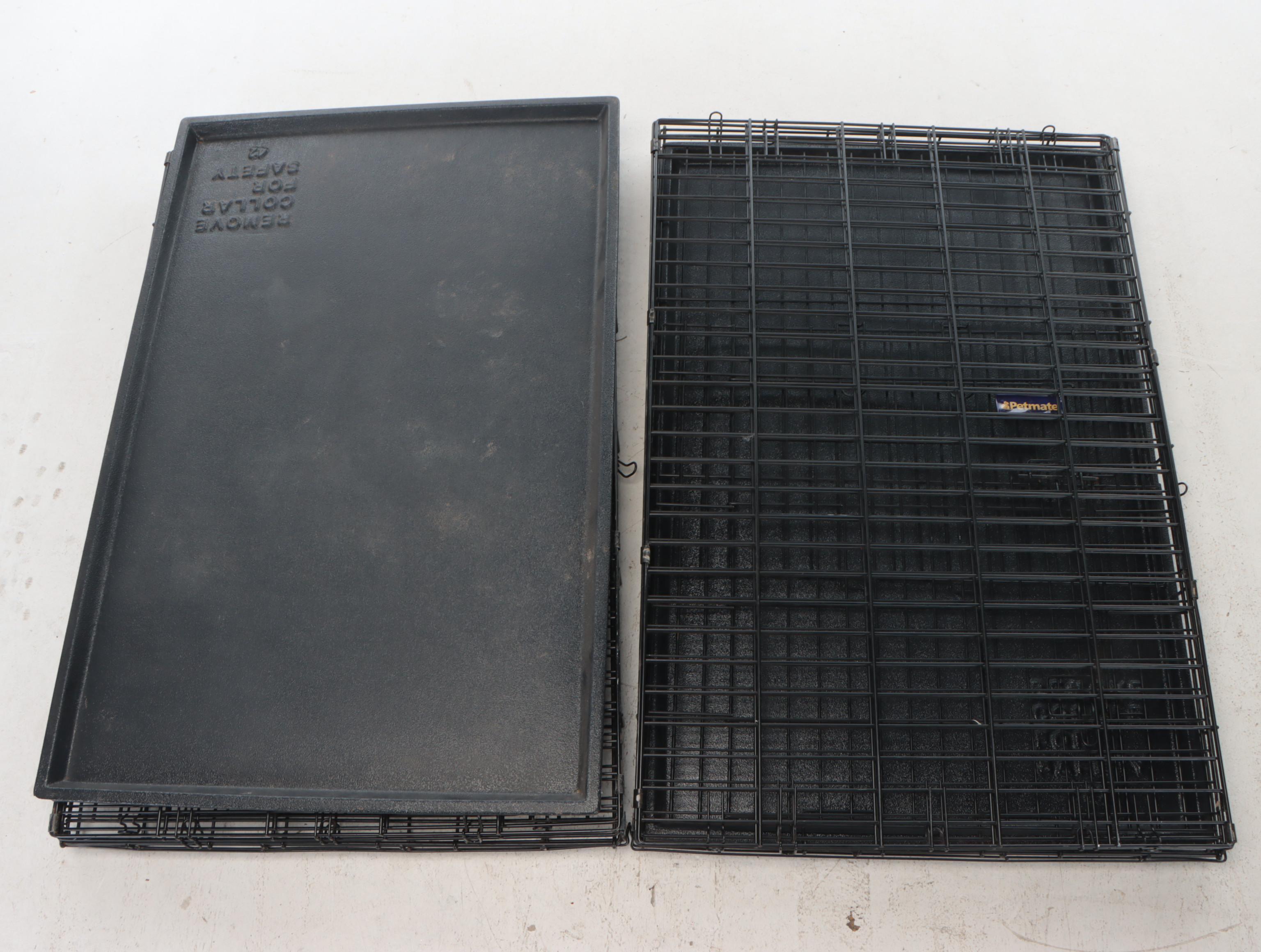 Plastic Large Dog Food Bowls and Stands with Collapsible Metal Cages