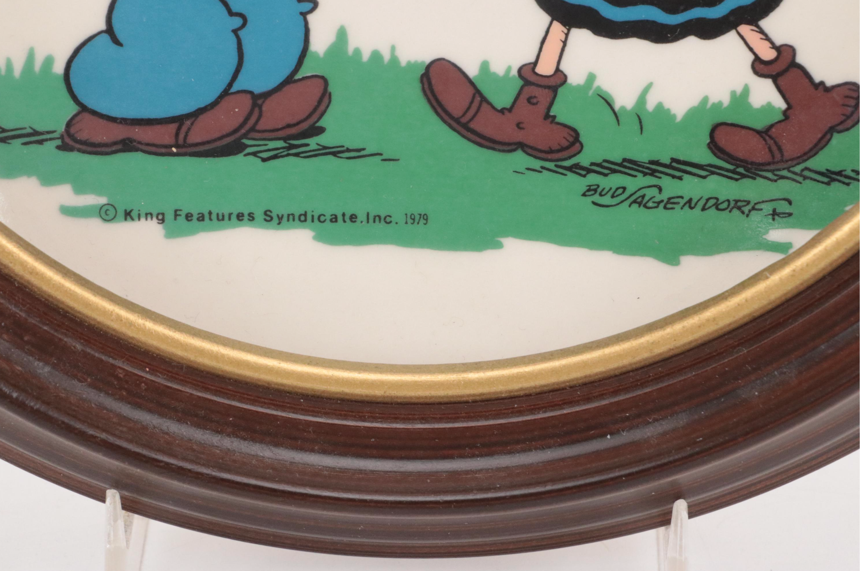 Warner Bros. "The Looney Tunes Collection" and More Collector Plates