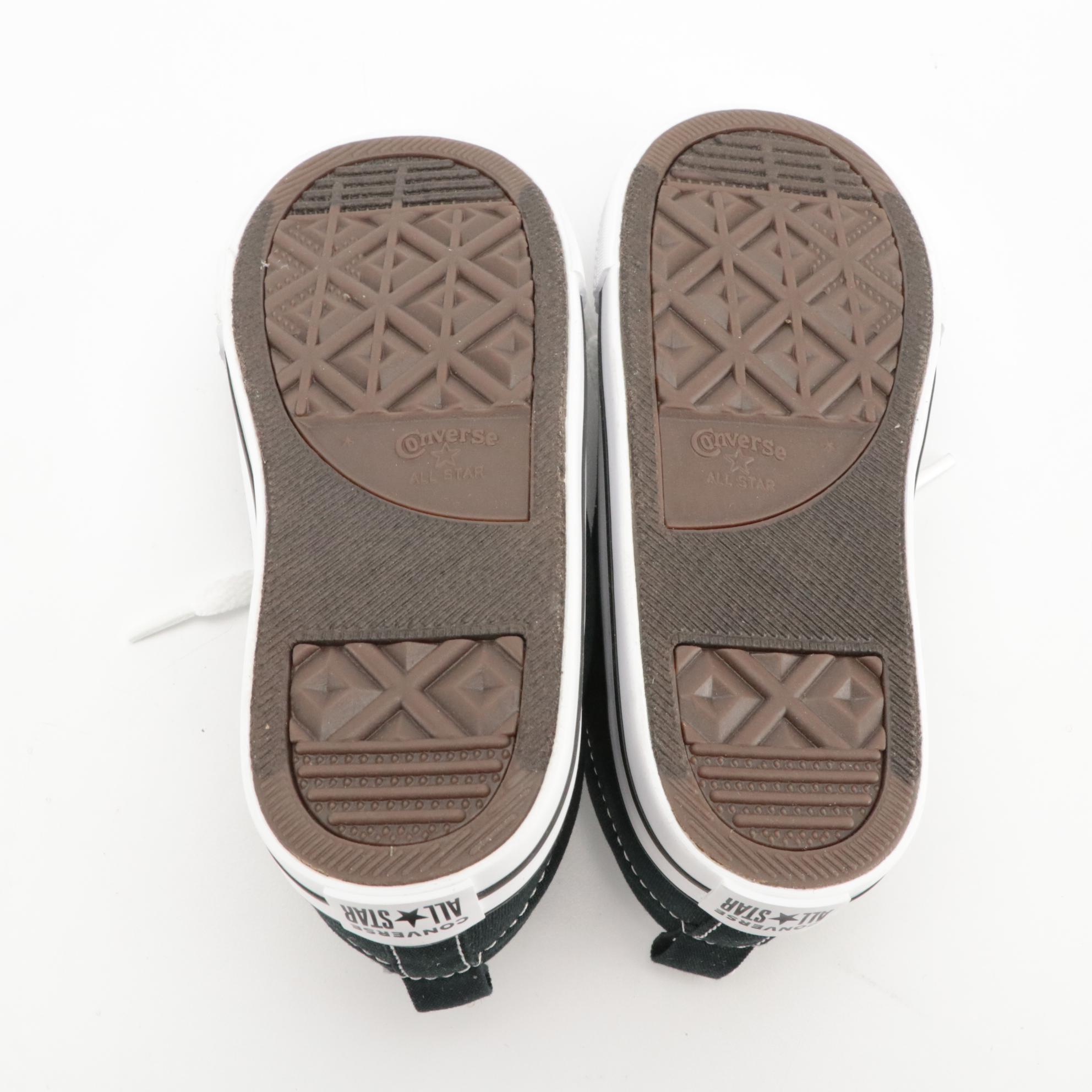 Toddler Chuck Taylor All Star Classic Low Top Sneakers in Black & White with Box