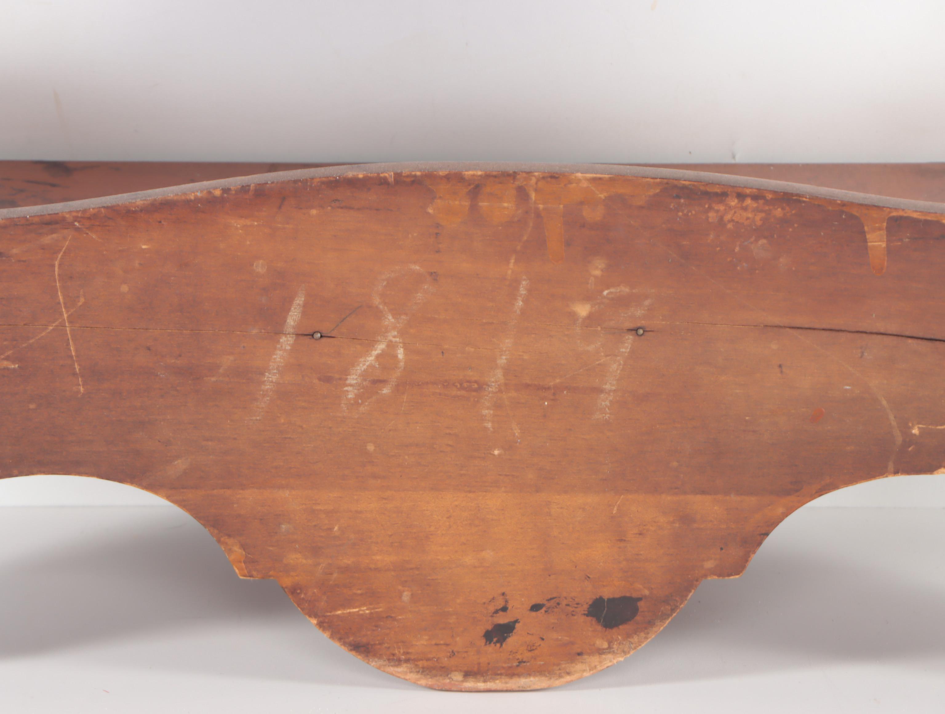 Victorian Style Mahogany Wall-Hanging Shelf