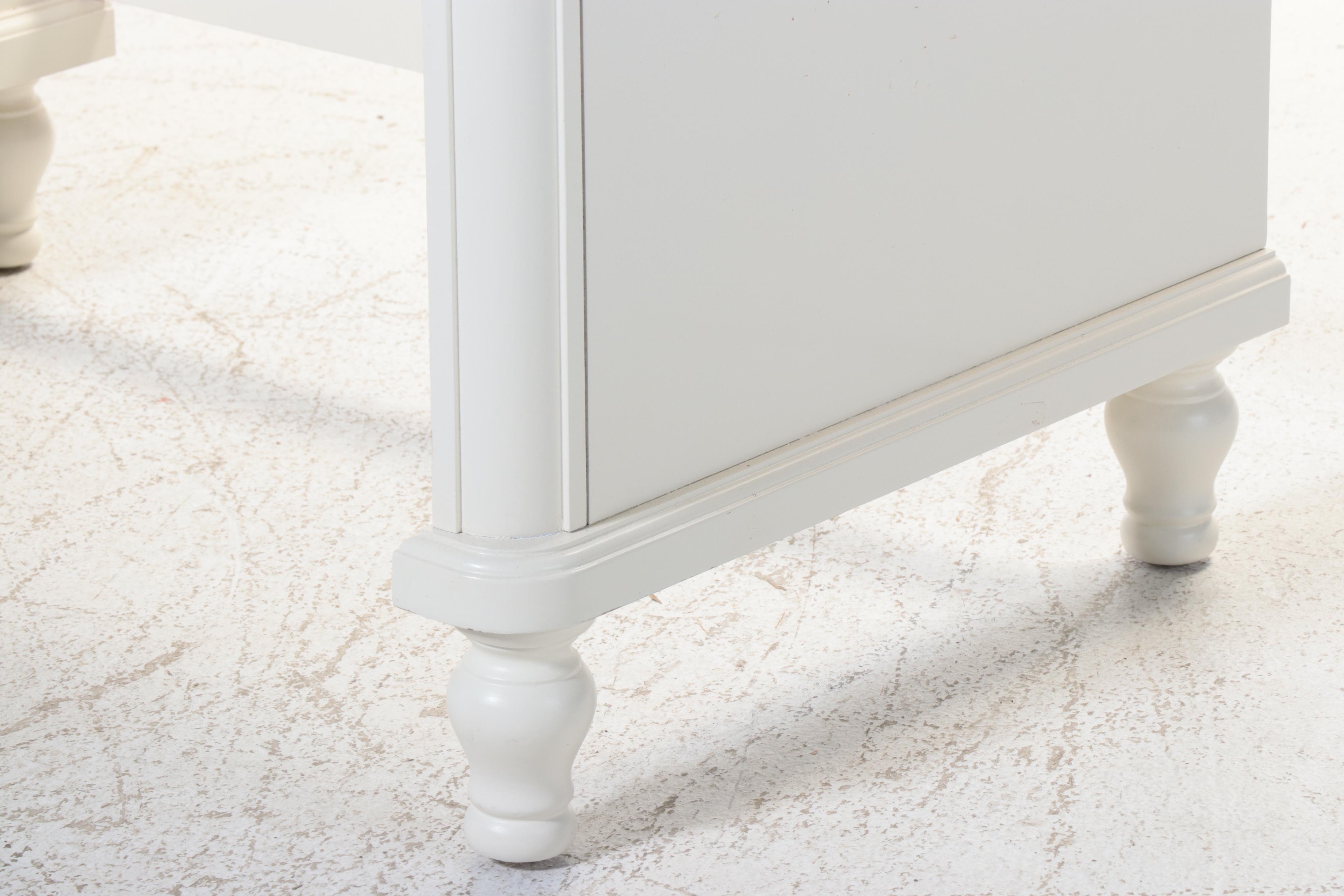 Pulaski Furniture Wooden Desk and Hutch