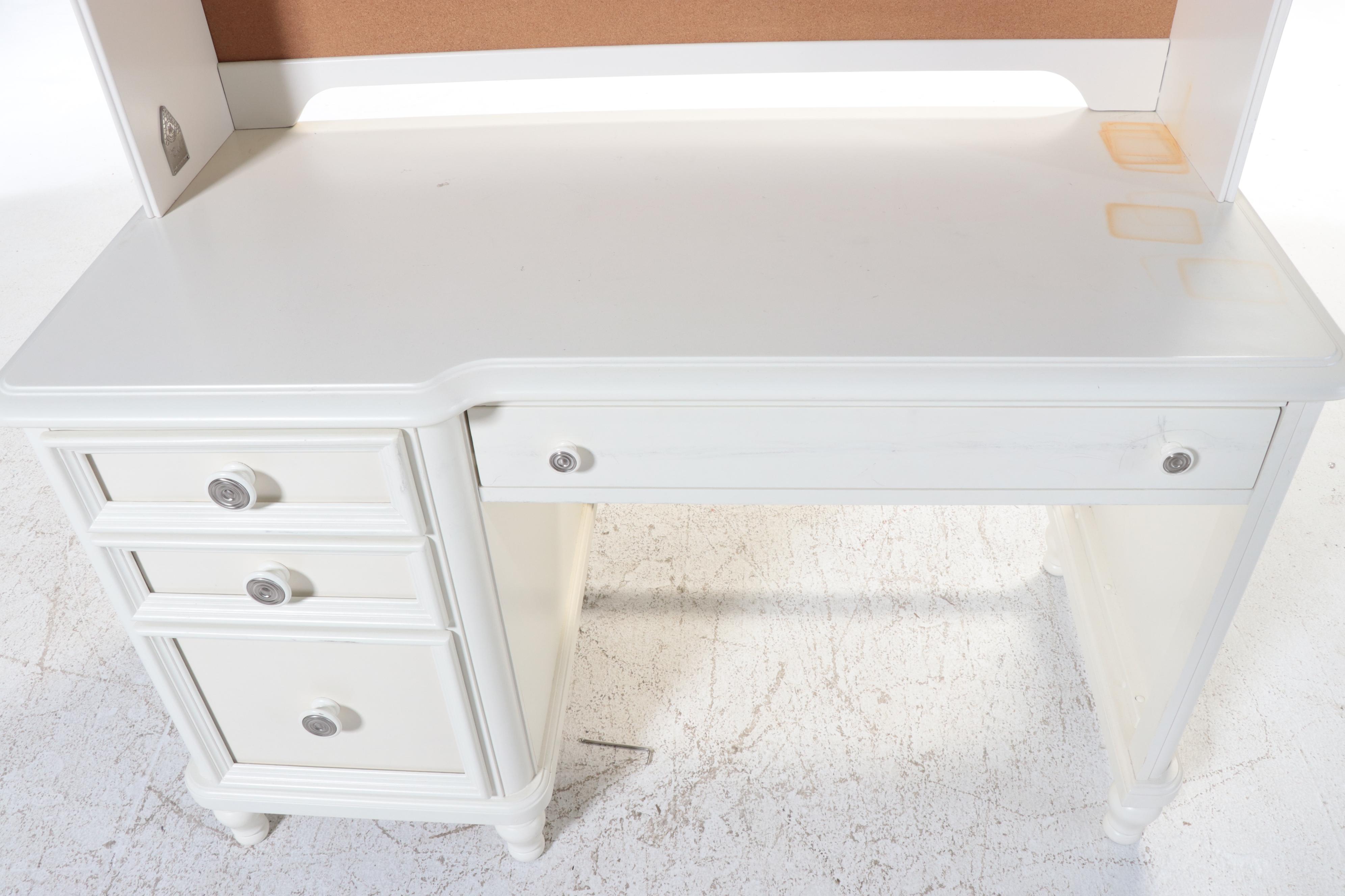 Pulaski Furniture Wooden Desk and Hutch