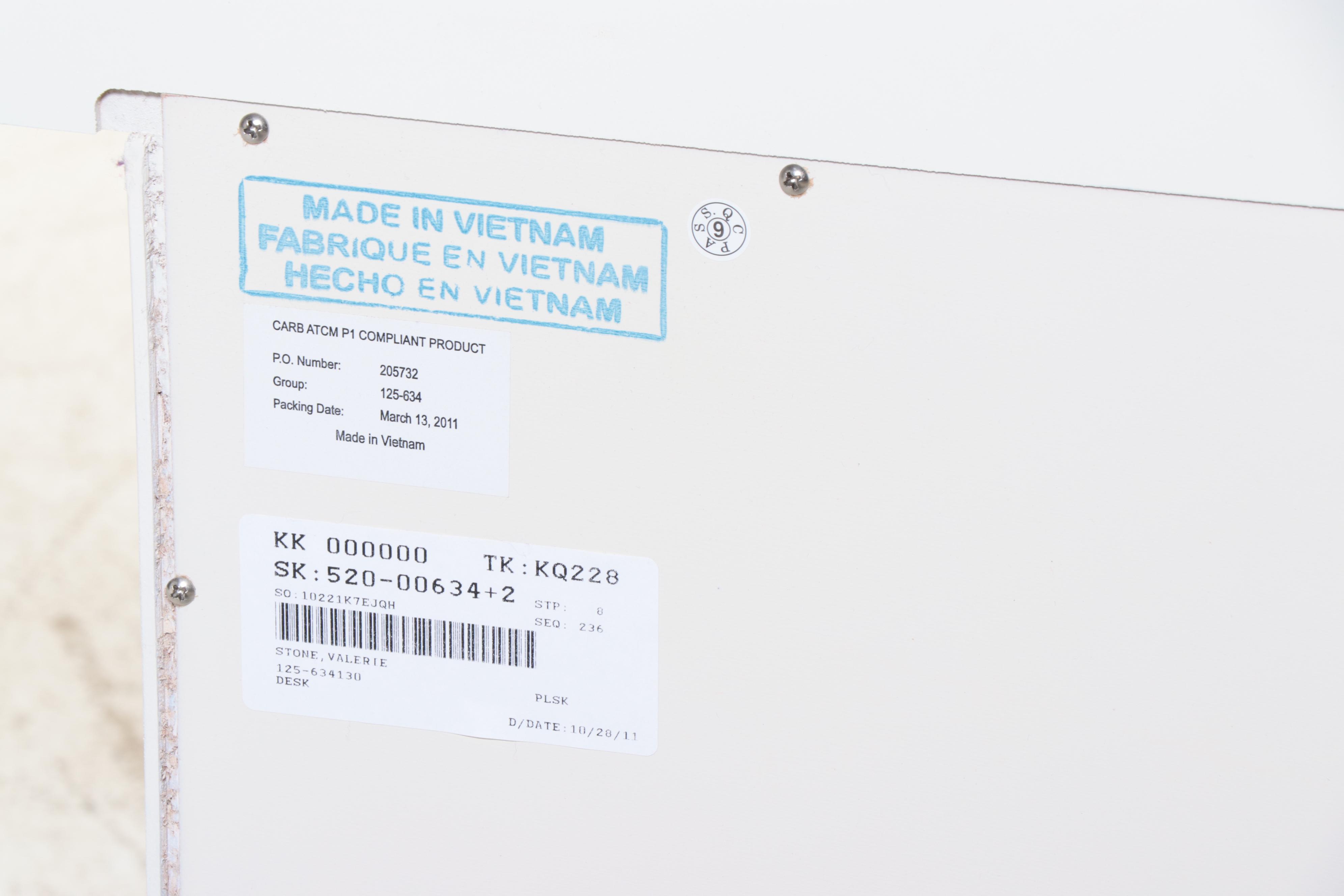 Pulaski Furniture Wooden Desk and Hutch