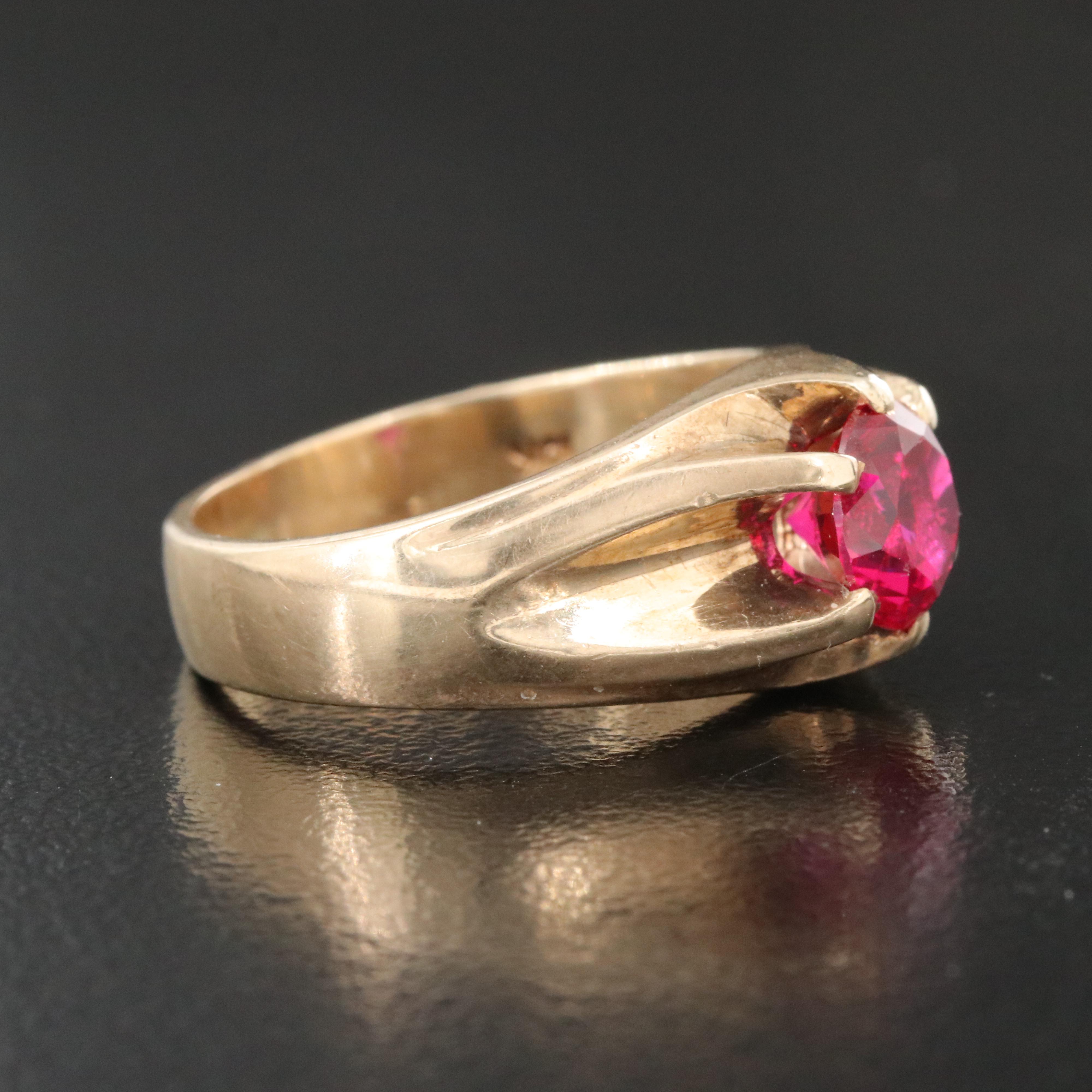 Vintage 10K Ruby Belcher Ring