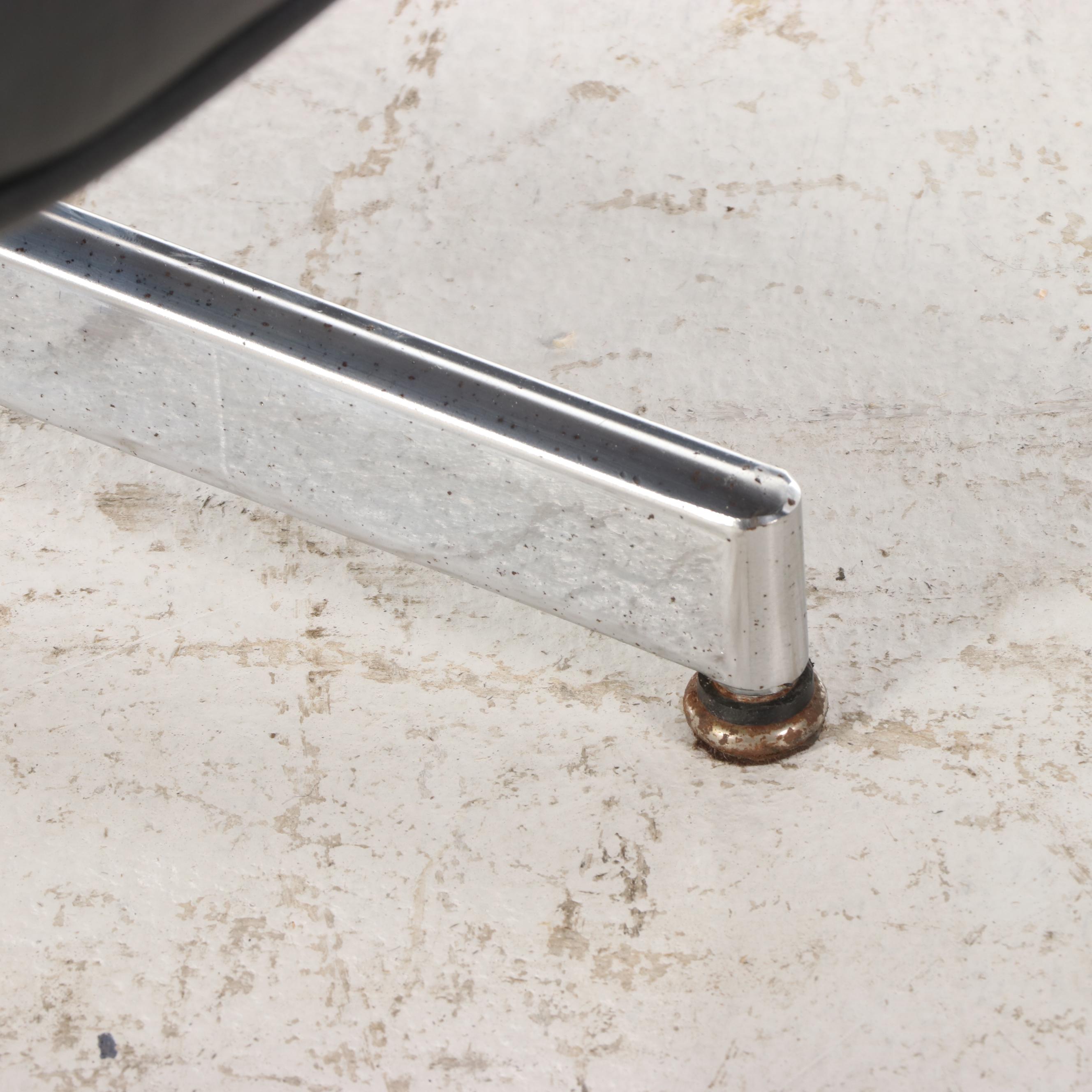 Mid Century Modern Eames Style Walnut and Leather Lounge Chair