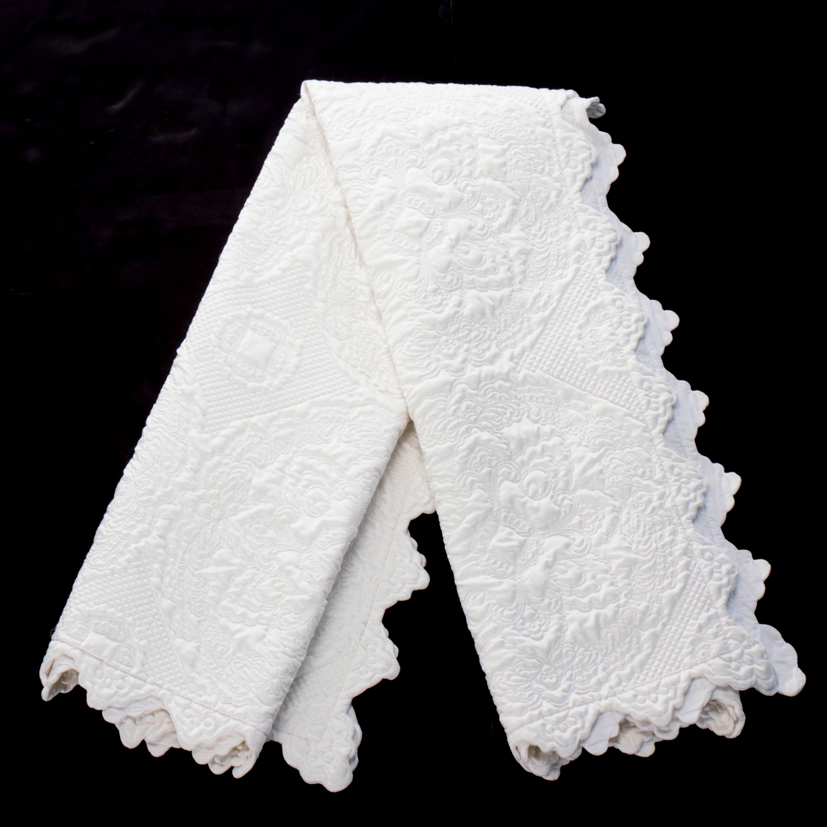 Soft Surroundings White Satin Feel Stuffed Queen Sized Quilt