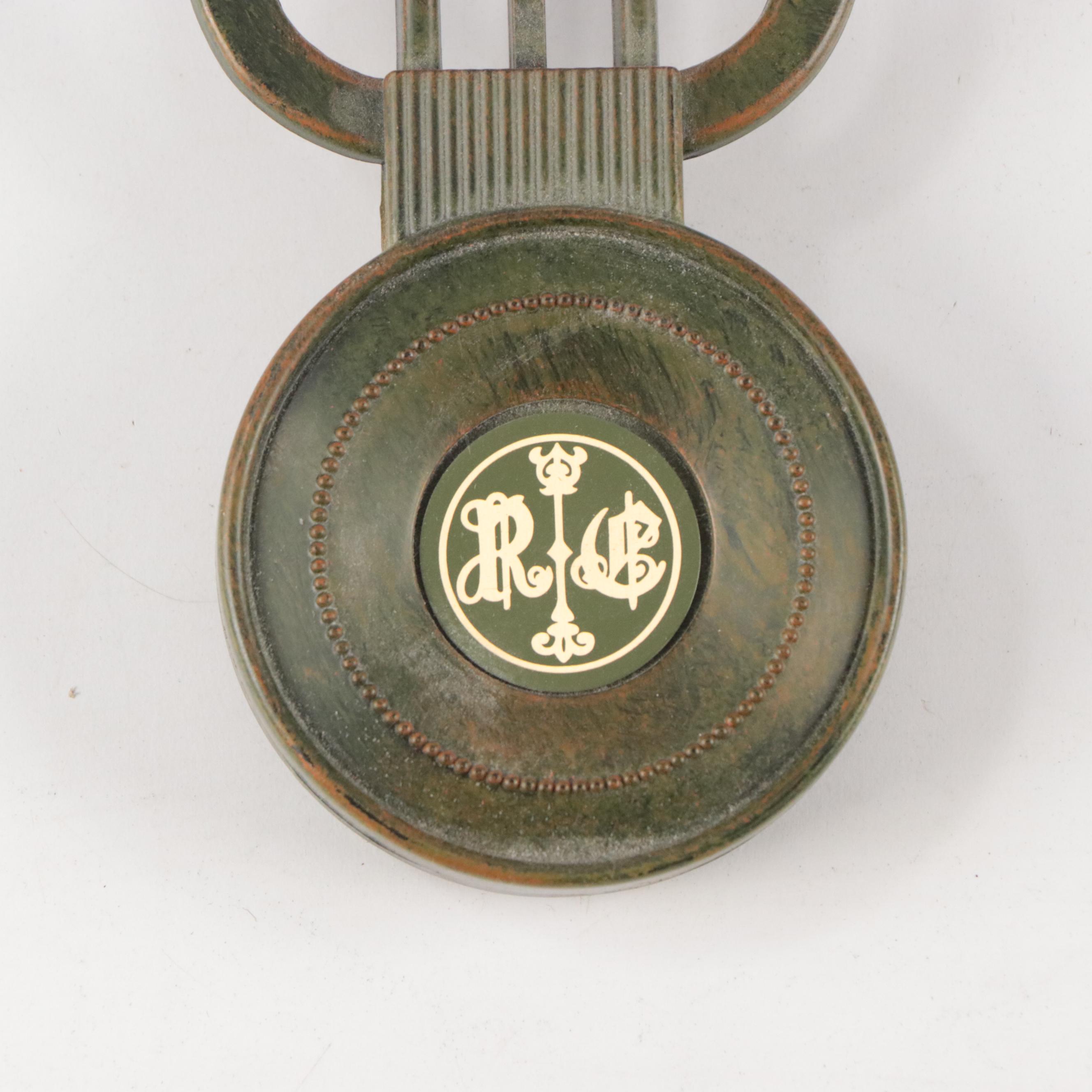 Crosa Quartz Operated Plastic Wall Clock