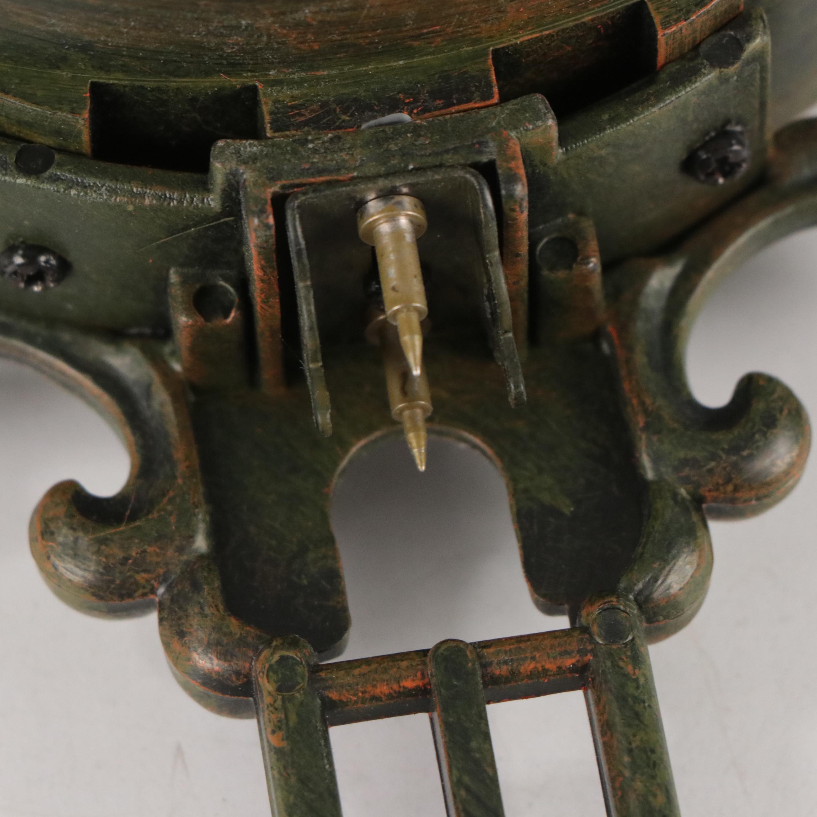 Crosa Quartz Operated Plastic Wall Clock