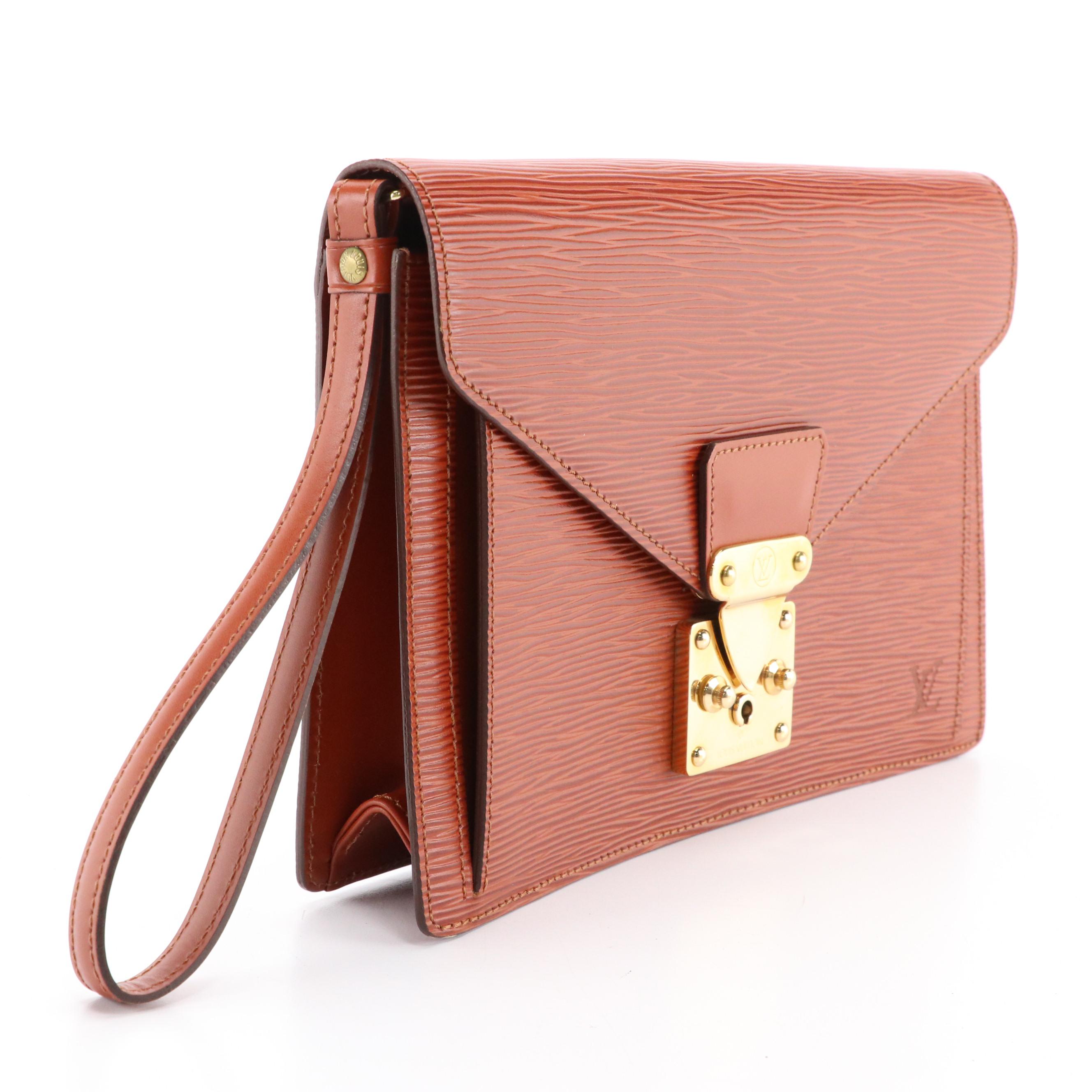 Louis Vuitton Sellier Dragonne Clutch in Kenyan Fawn Epi and Smooth Leather