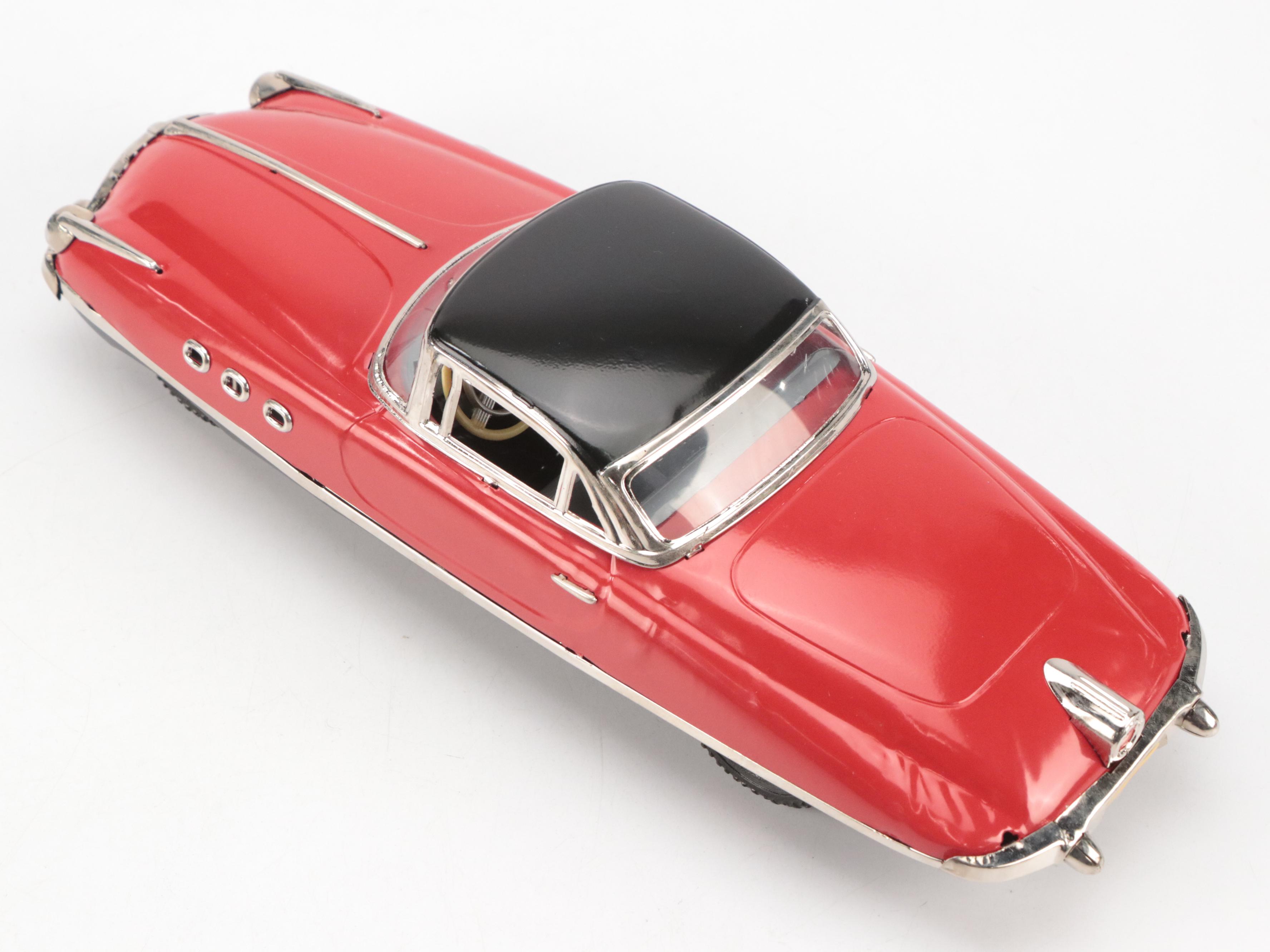 Maisto Model Mercedes-Benz 500 K Special Roadster with Other Diecast Cars