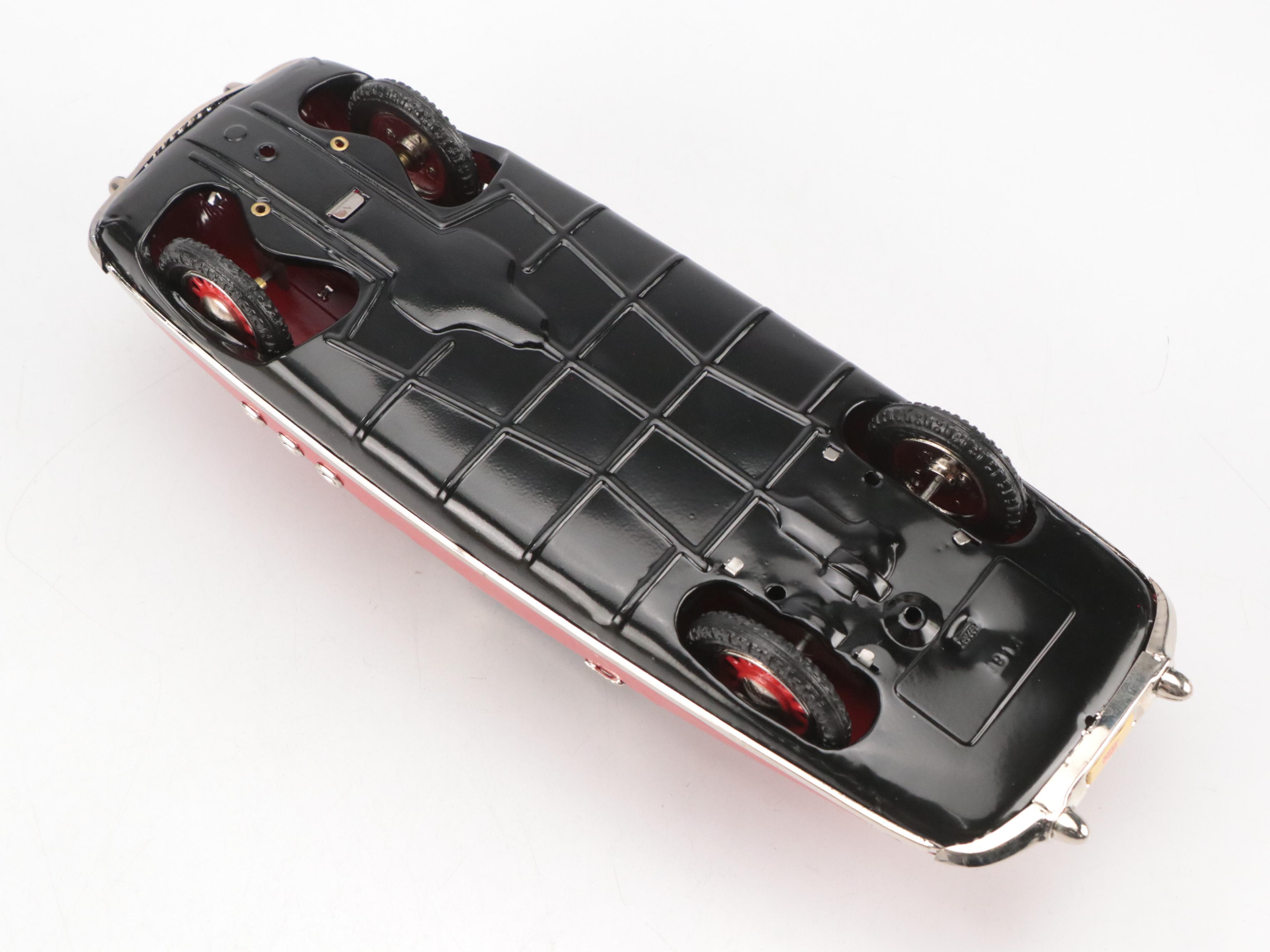 Maisto Model Mercedes-Benz 500 K Special Roadster with Other Diecast Cars