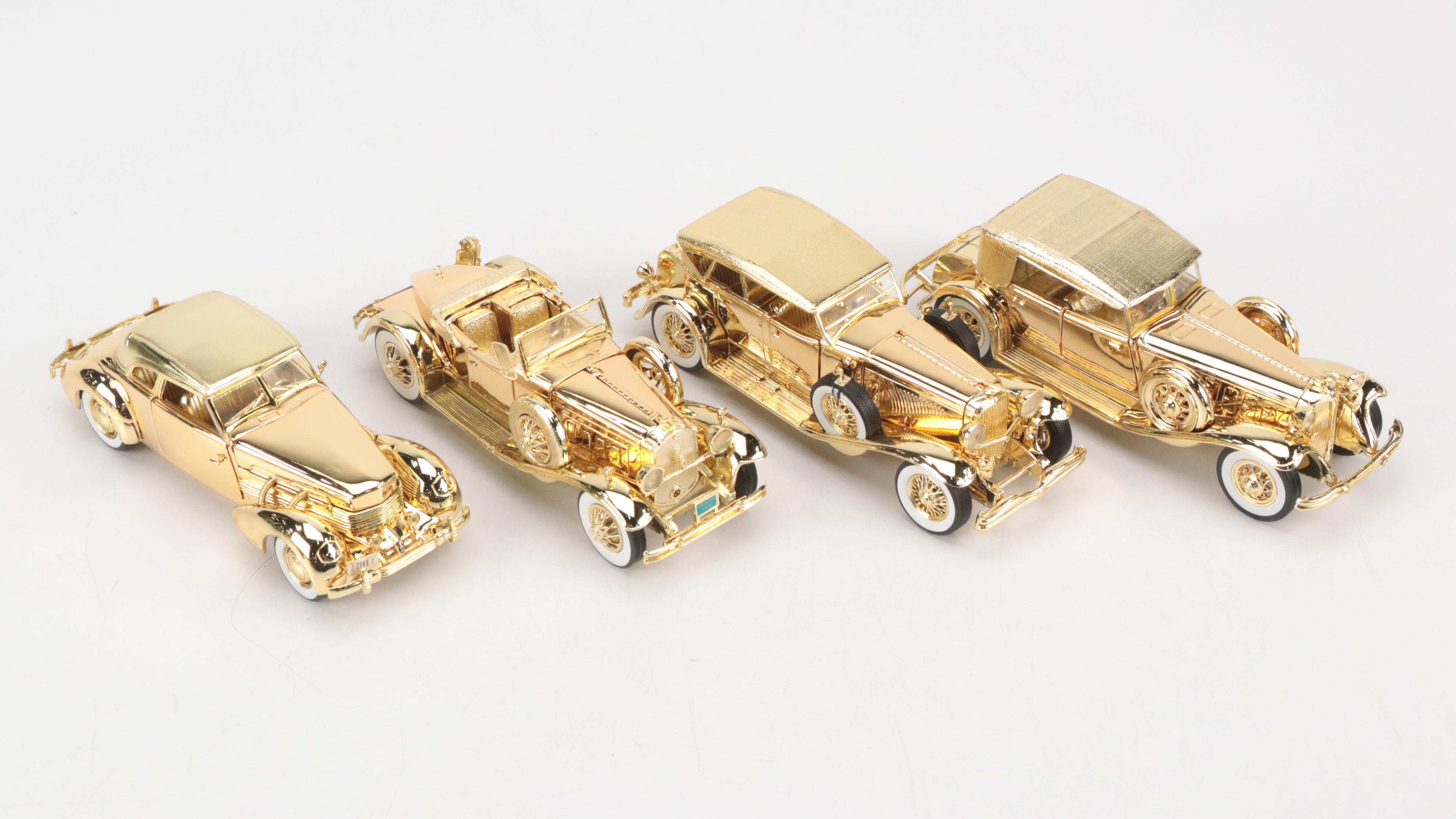 Maisto Model Mercedes-Benz 500 K Special Roadster with Other Diecast Cars