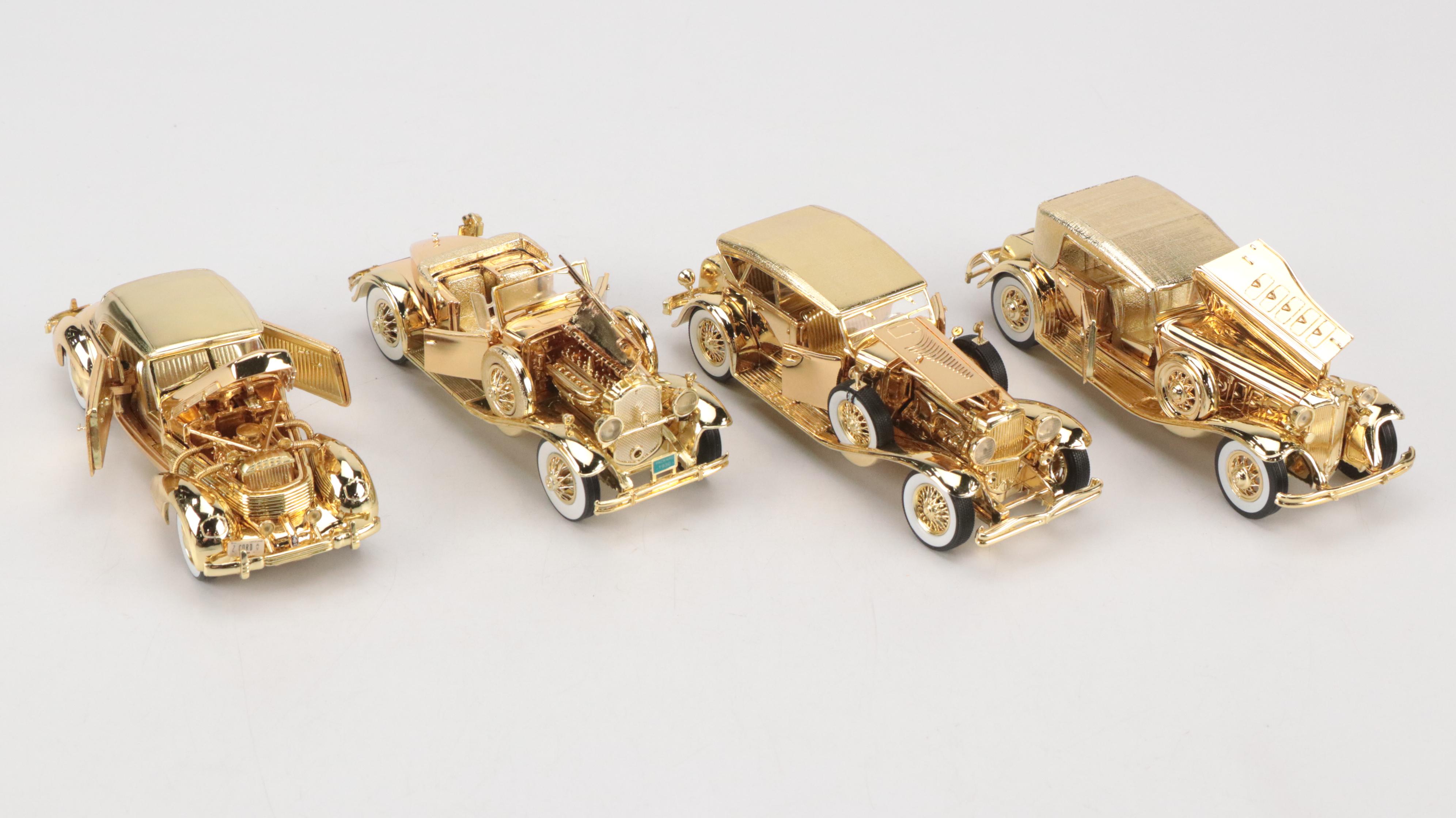 Maisto Model Mercedes-Benz 500 K Special Roadster with Other Diecast Cars