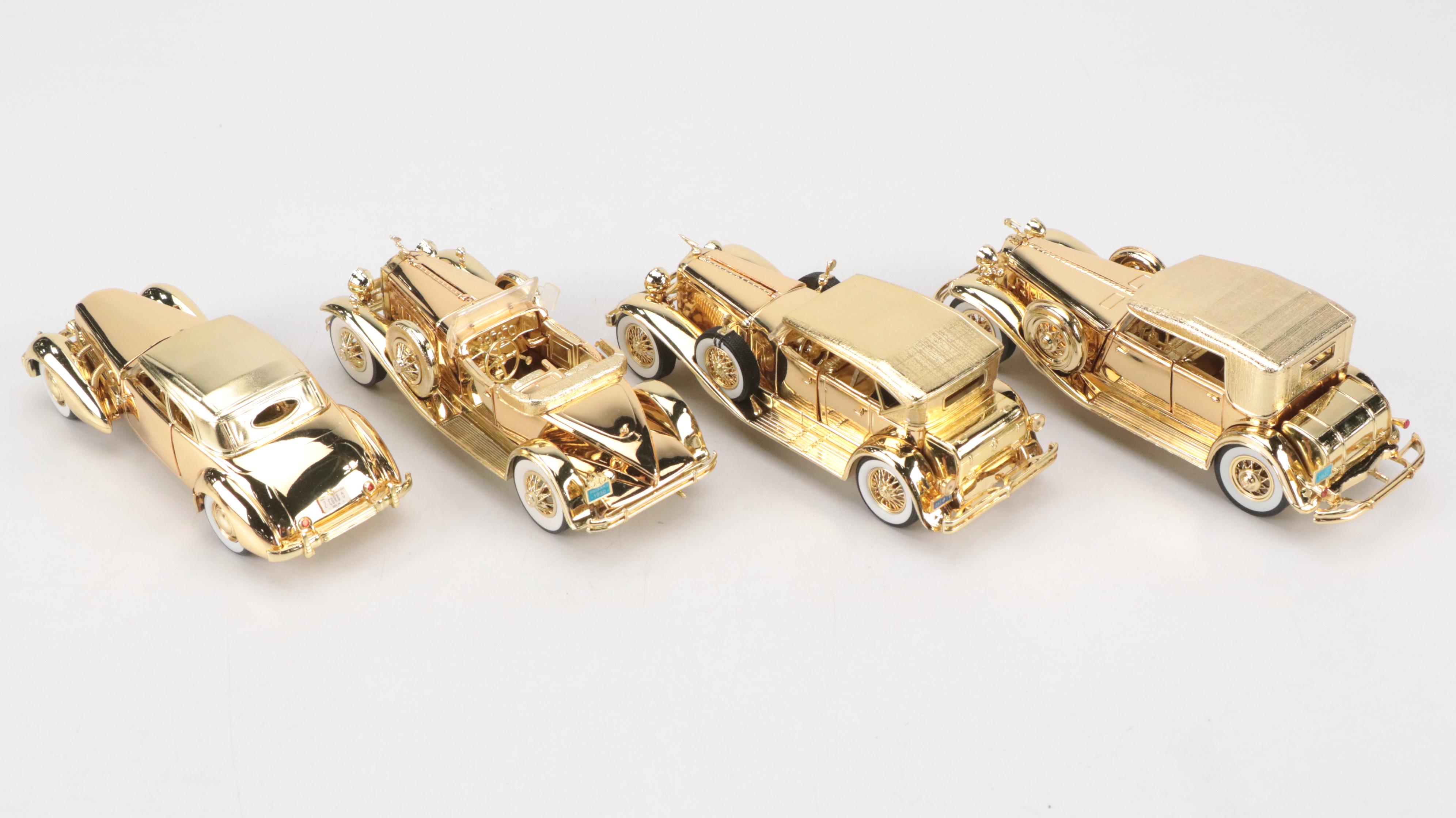 Maisto Model Mercedes-Benz 500 K Special Roadster with Other Diecast Cars