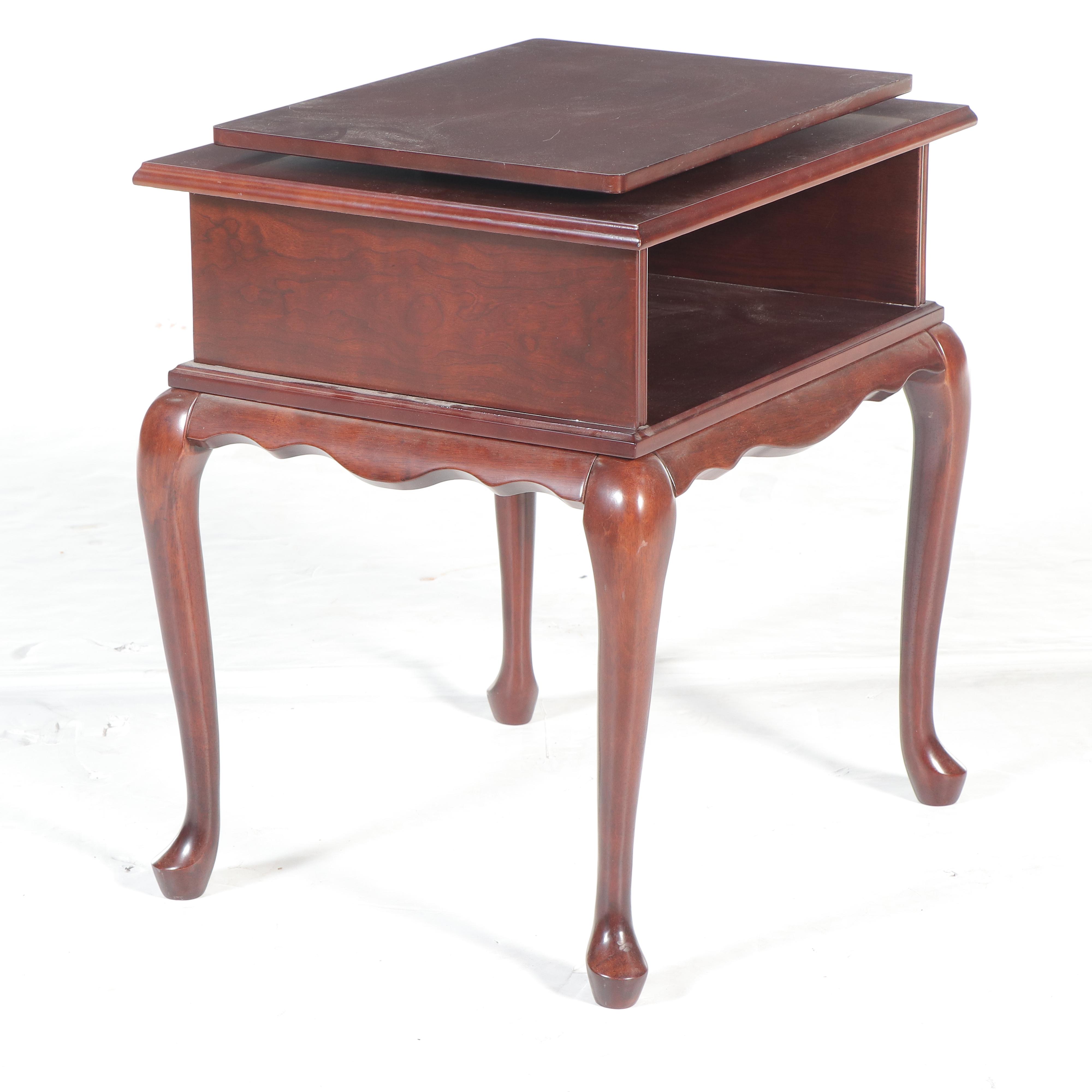 Bombay Queen Anne Style Mahogany Side Table, 1992
