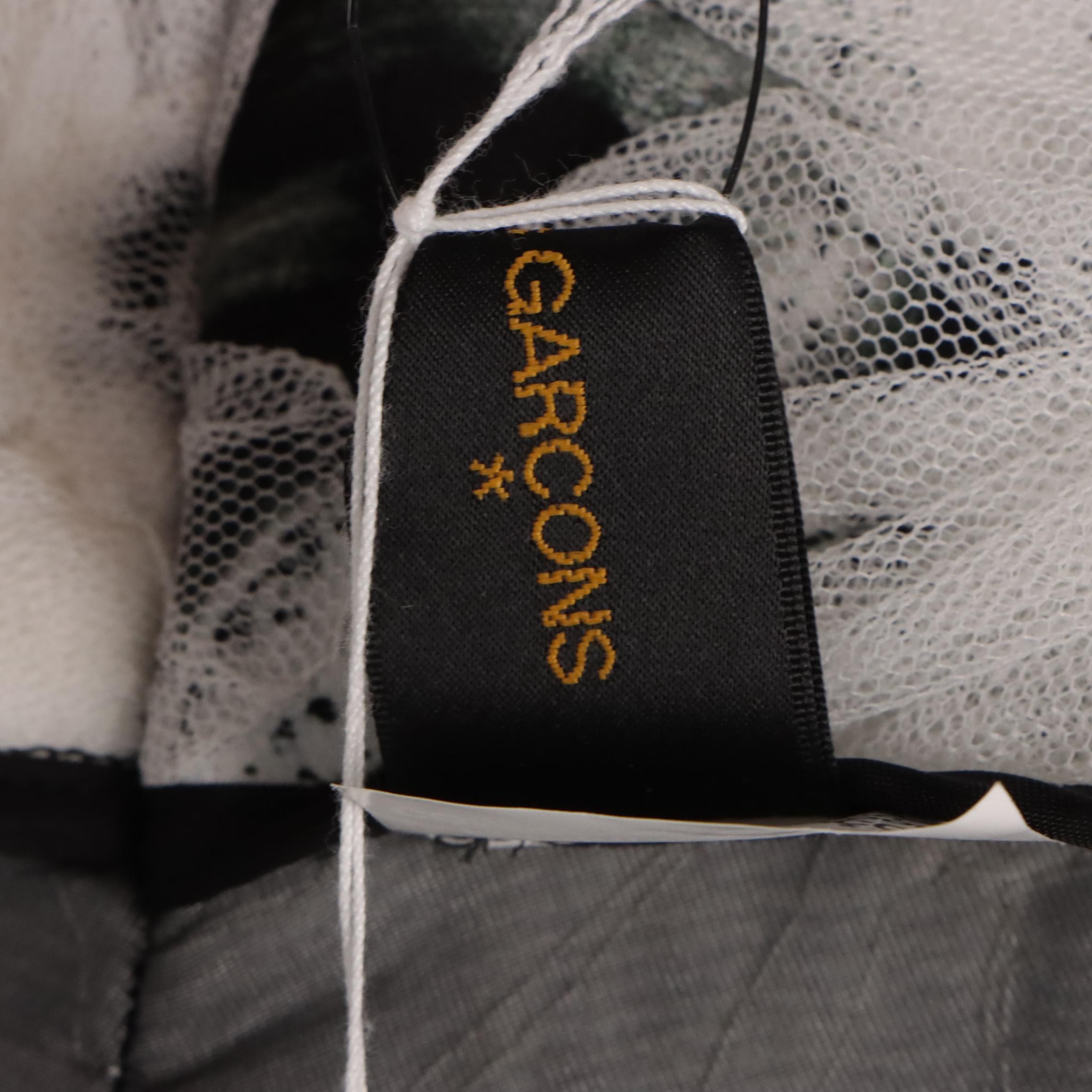 Comme des Garçons Cropped Cape Jacket in White Tulle Daisy Appliqué, NWT