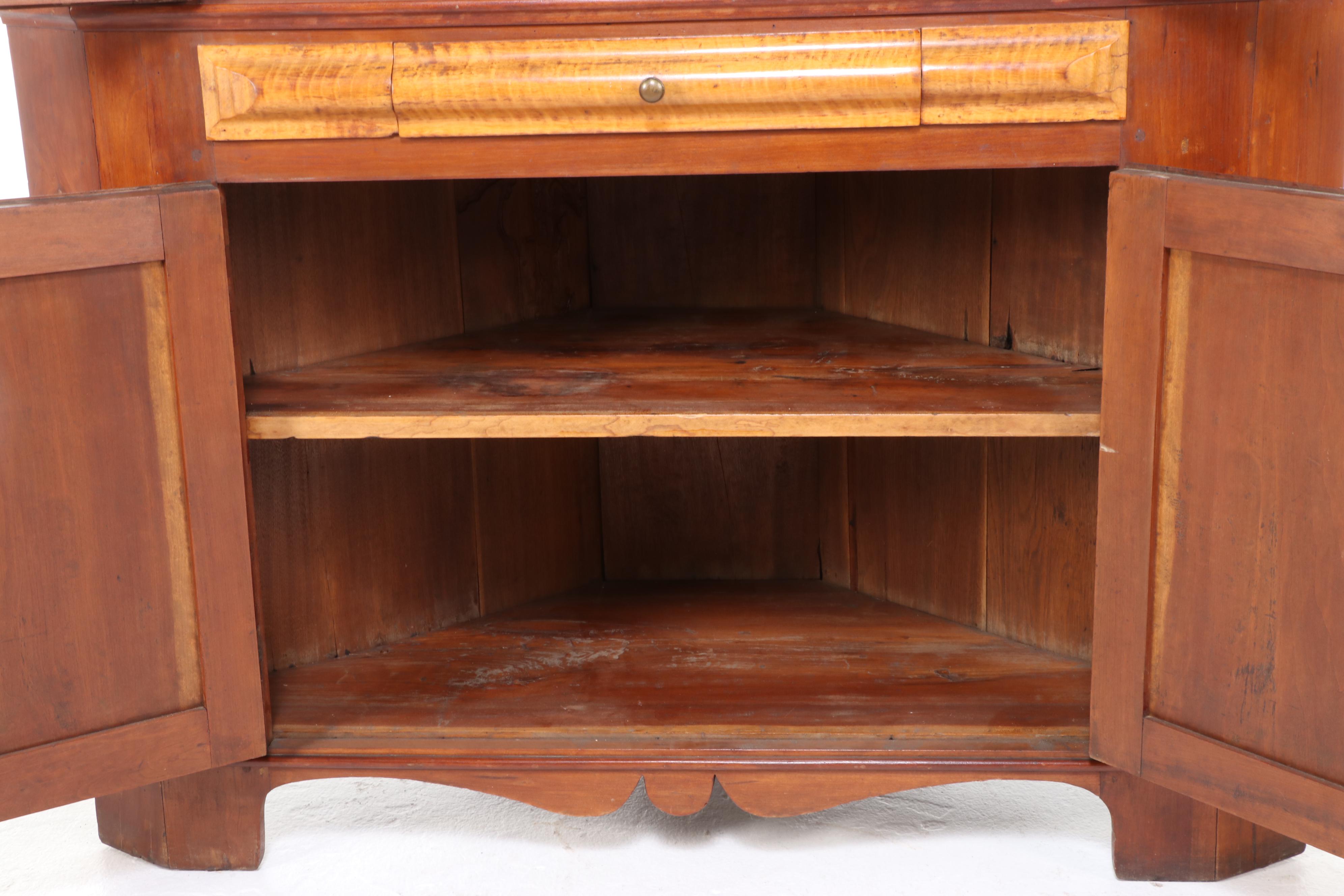Federal Style Cherry and Tiger Maple Glass Front Corner Cabinet, 19th Century
