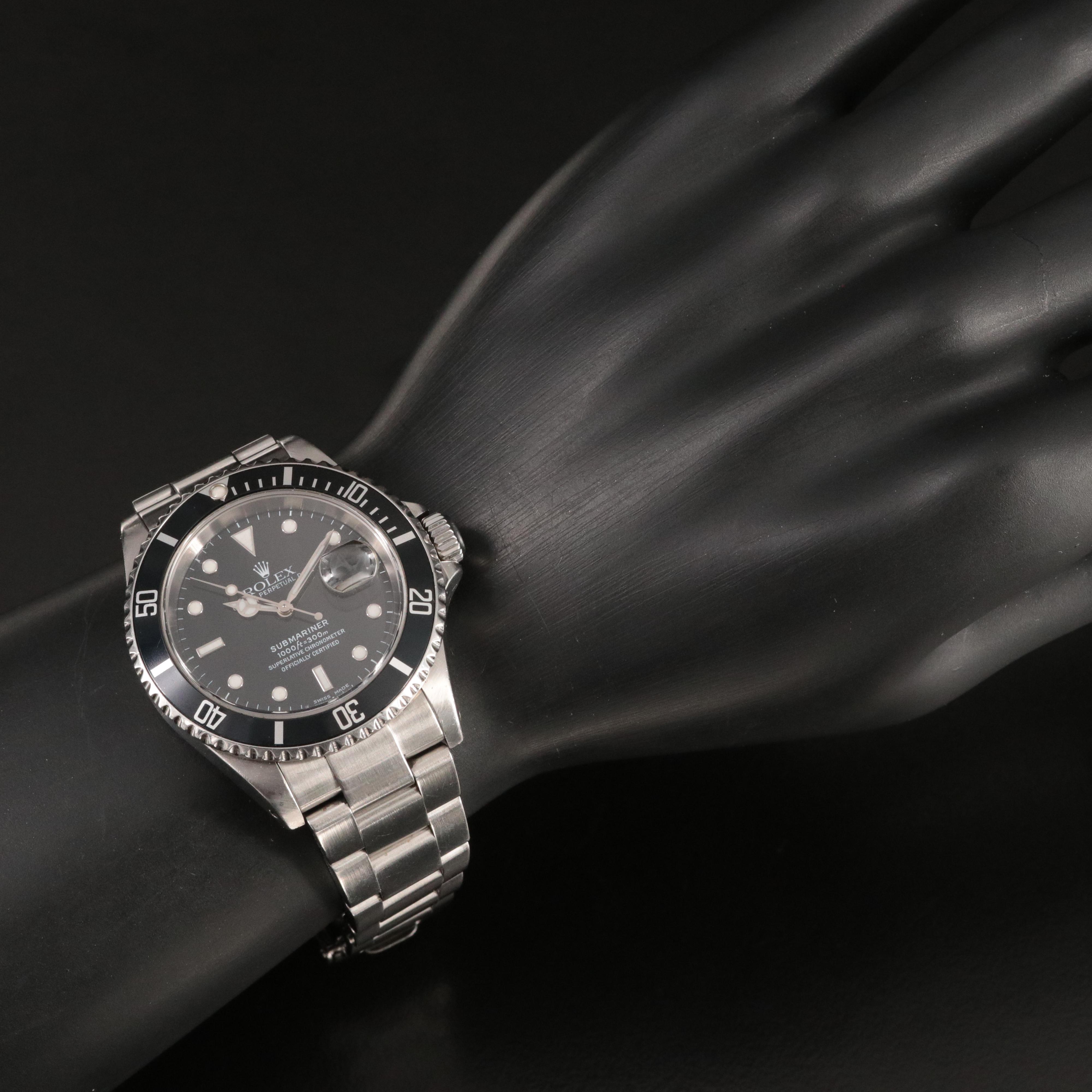 2002 Rolex Submariner Date Watch