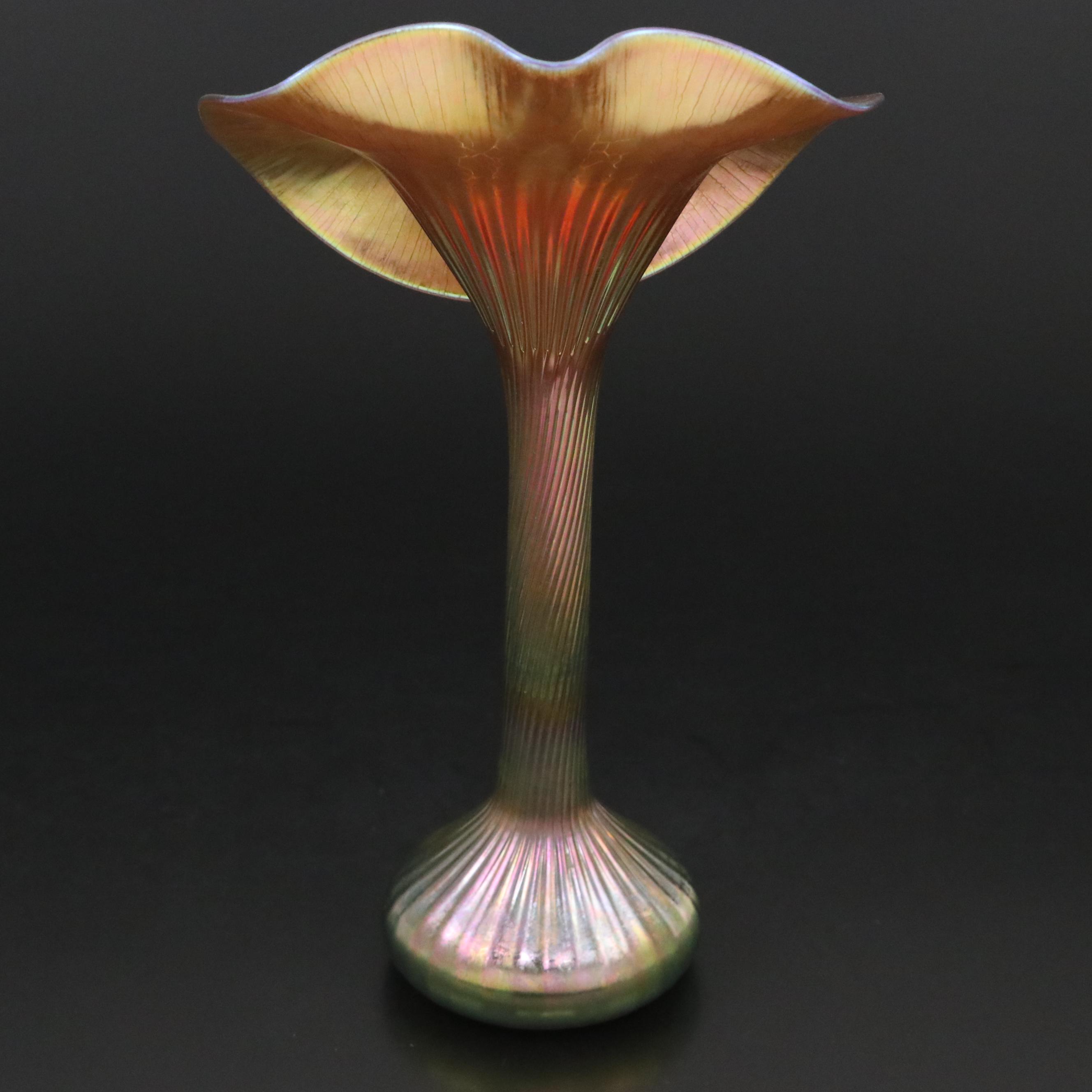 Lundberg Studios Handblown Jack-in-the-Pulpit Iridescent Art Glass Vase