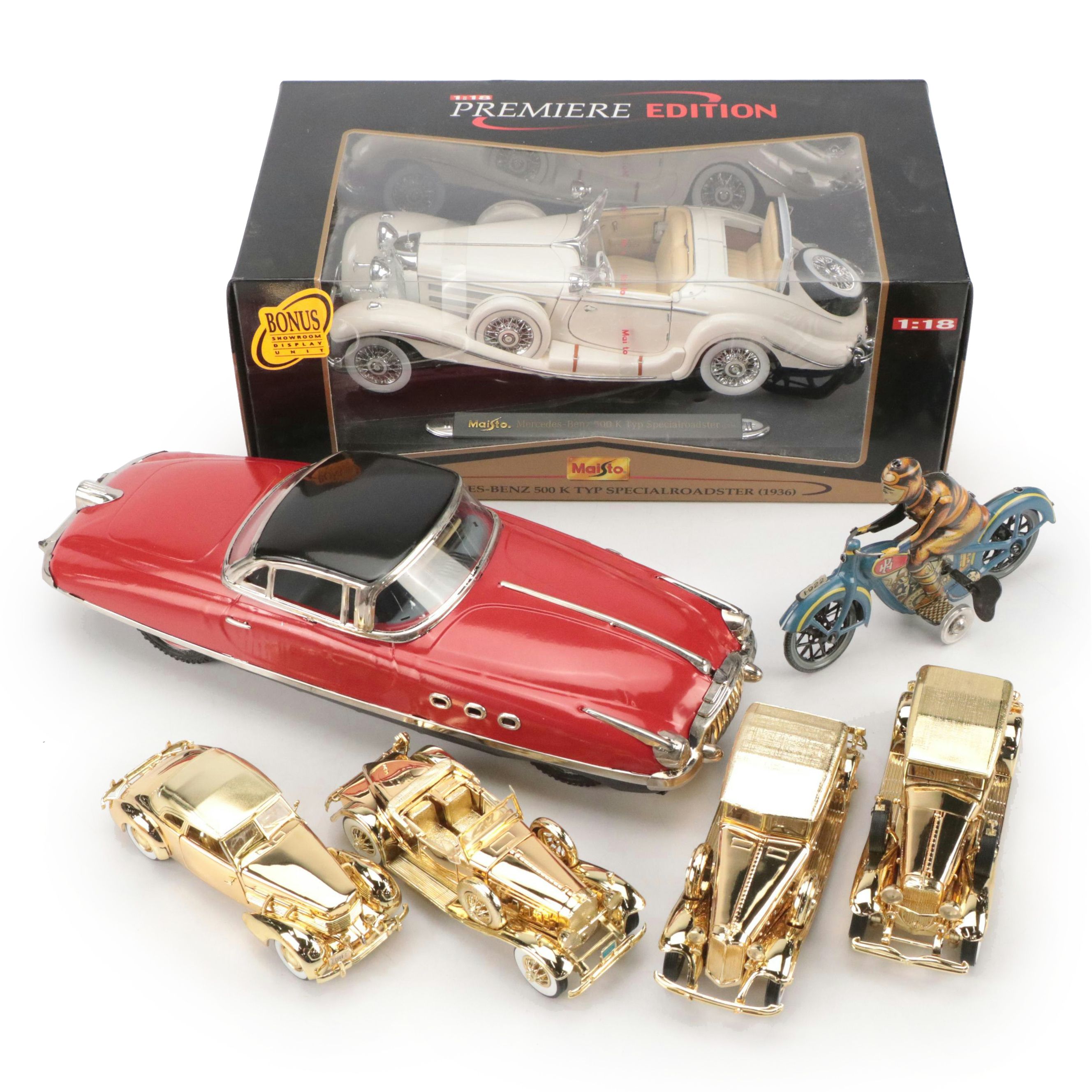 Maisto Model Mercedes-Benz 500 K Special Roadster with Other Diecast Cars