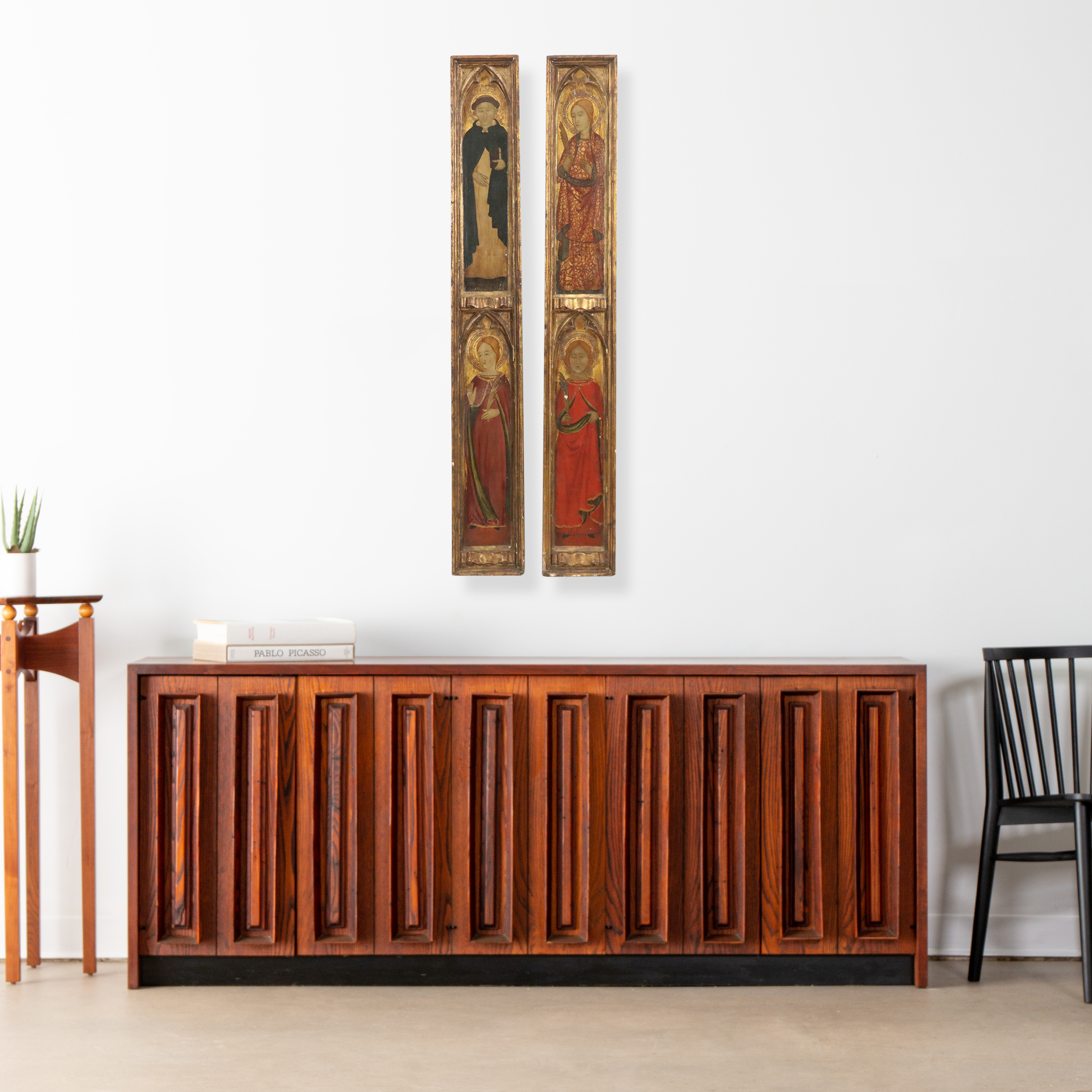 Italian Gothic Pilastrinos in Gilt Tempera Depicting Saints