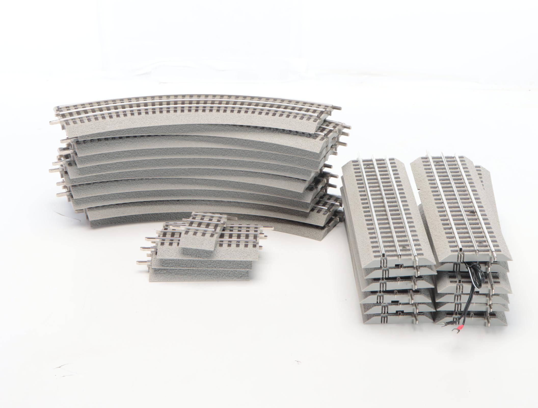 Lionel Nickel Plate Road Set incl. Locomotive, Tender, Cars, Track & Transformer