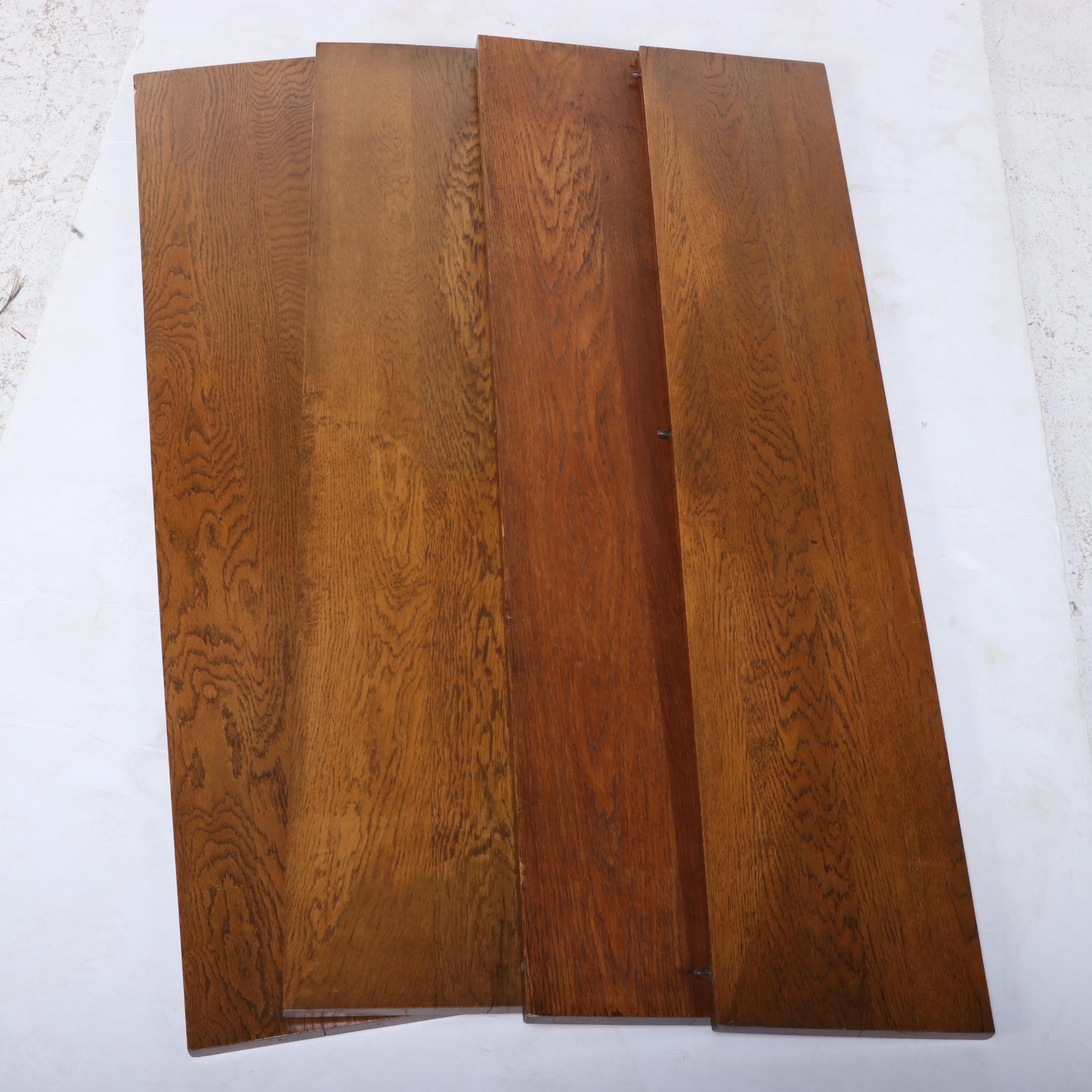 Oak Pedestal Extension Dining Table and Four Chairs, Early to Mid 20th Century