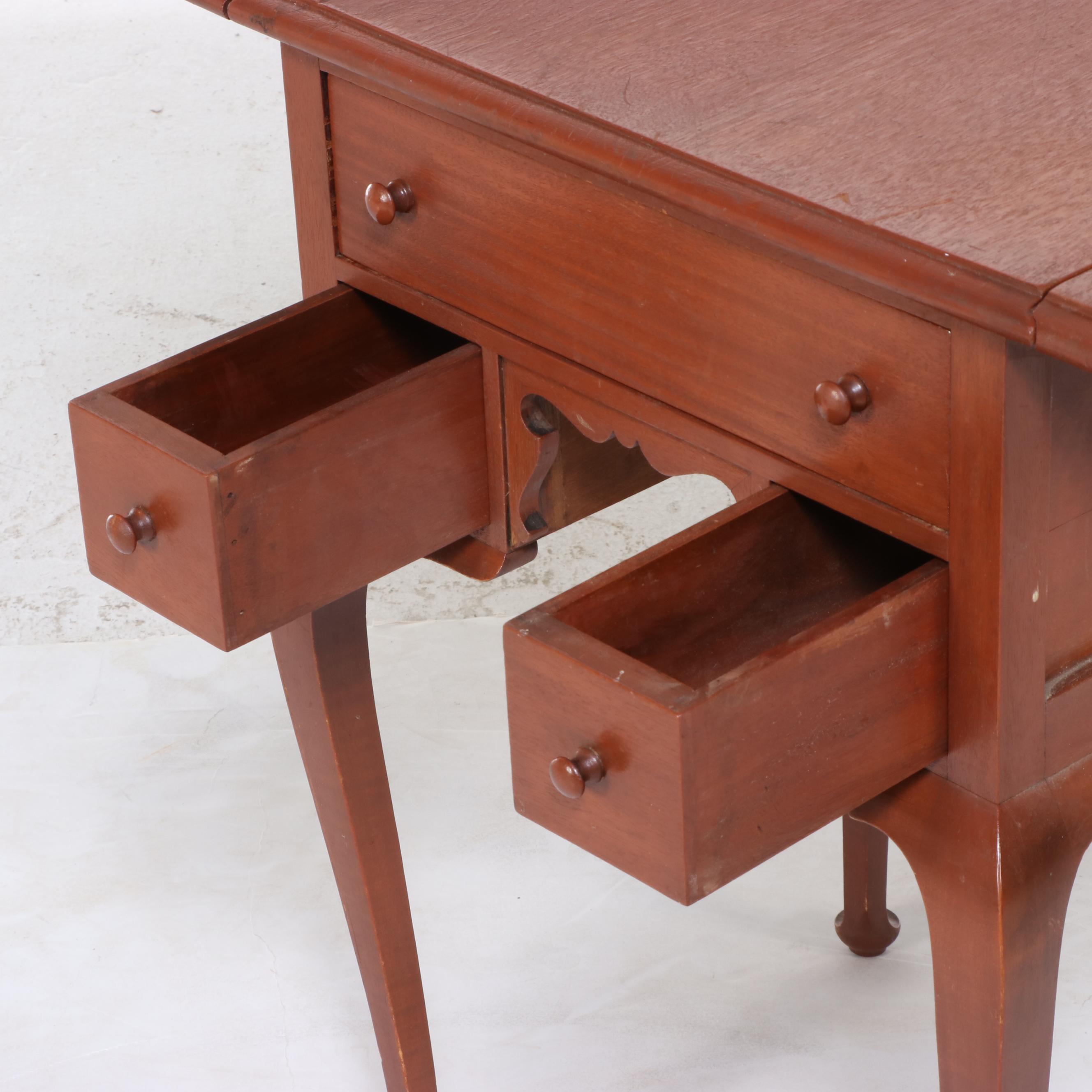 Alms and Doepke Queen Anne Style Cherry Drop Leaf Tea Table, Early 20th Century