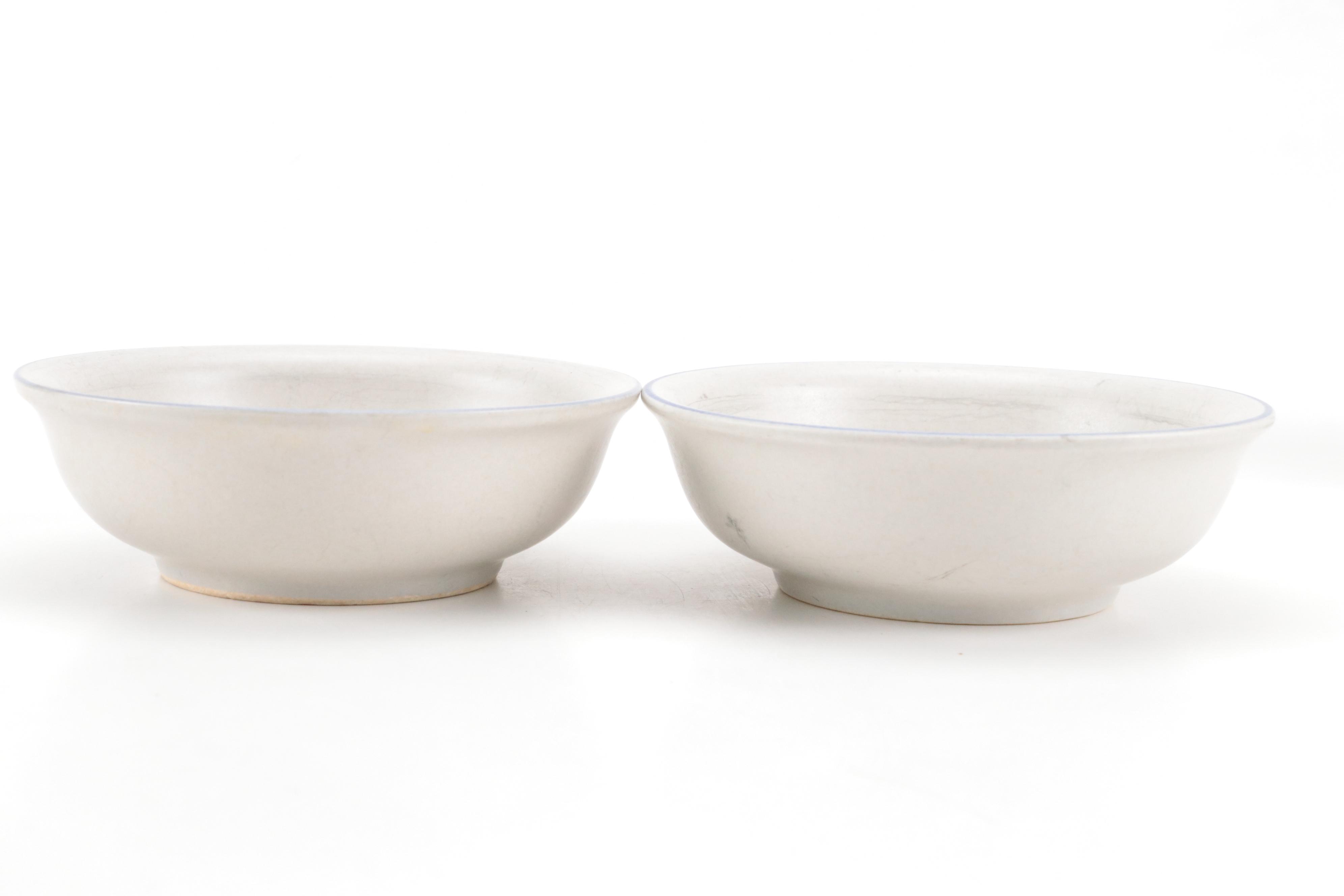 Pfaltzgraff "Yorktowne" Stoneware Dinnerware